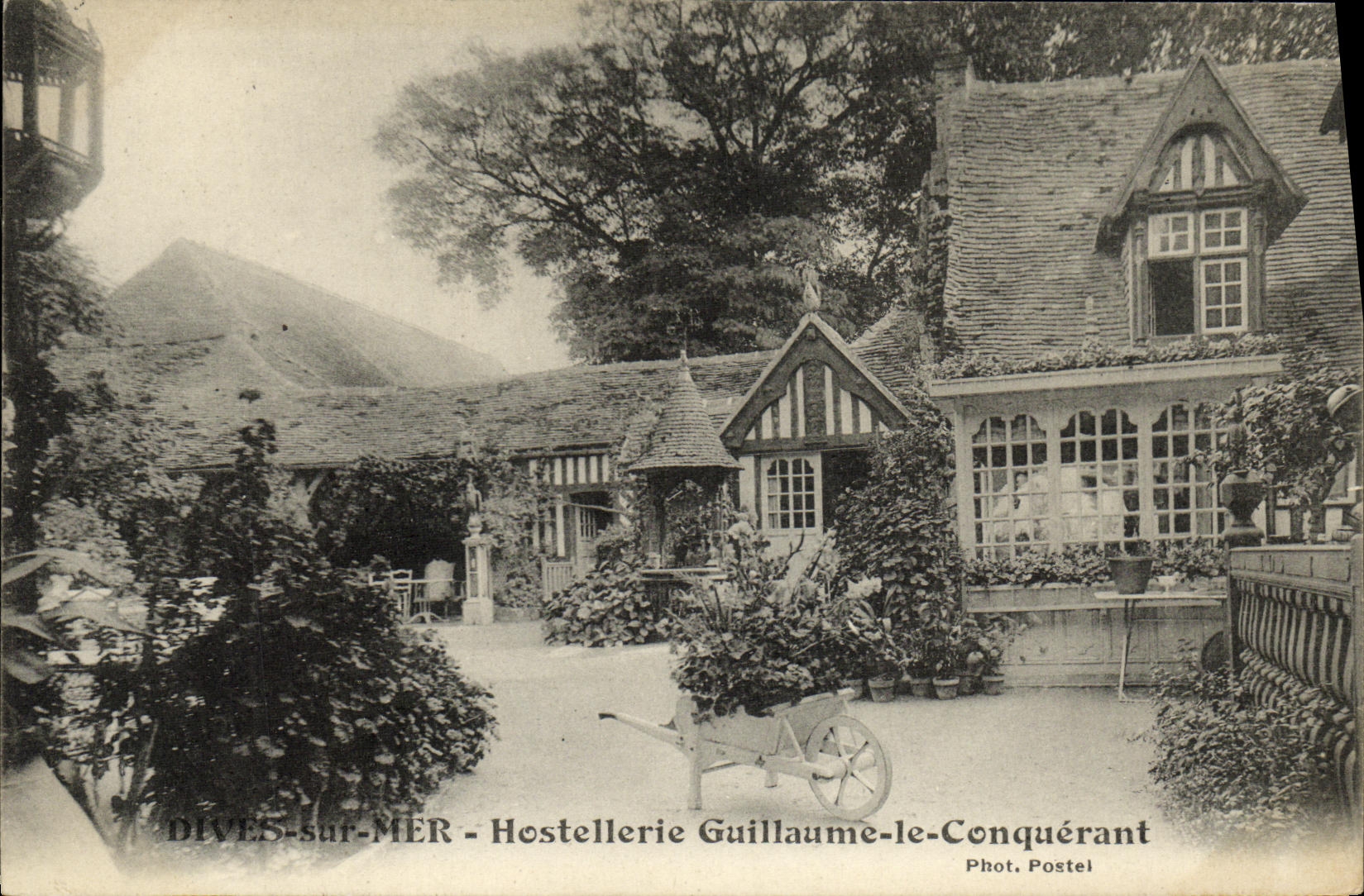 CPA Dives sur Mer Hostellerie Guillaume le Conquerant 