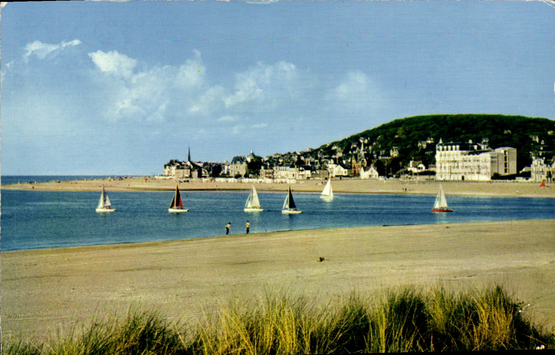 MODERN CARD Divine Sight On William the Conqueror Village the beach and sight on Houlgate