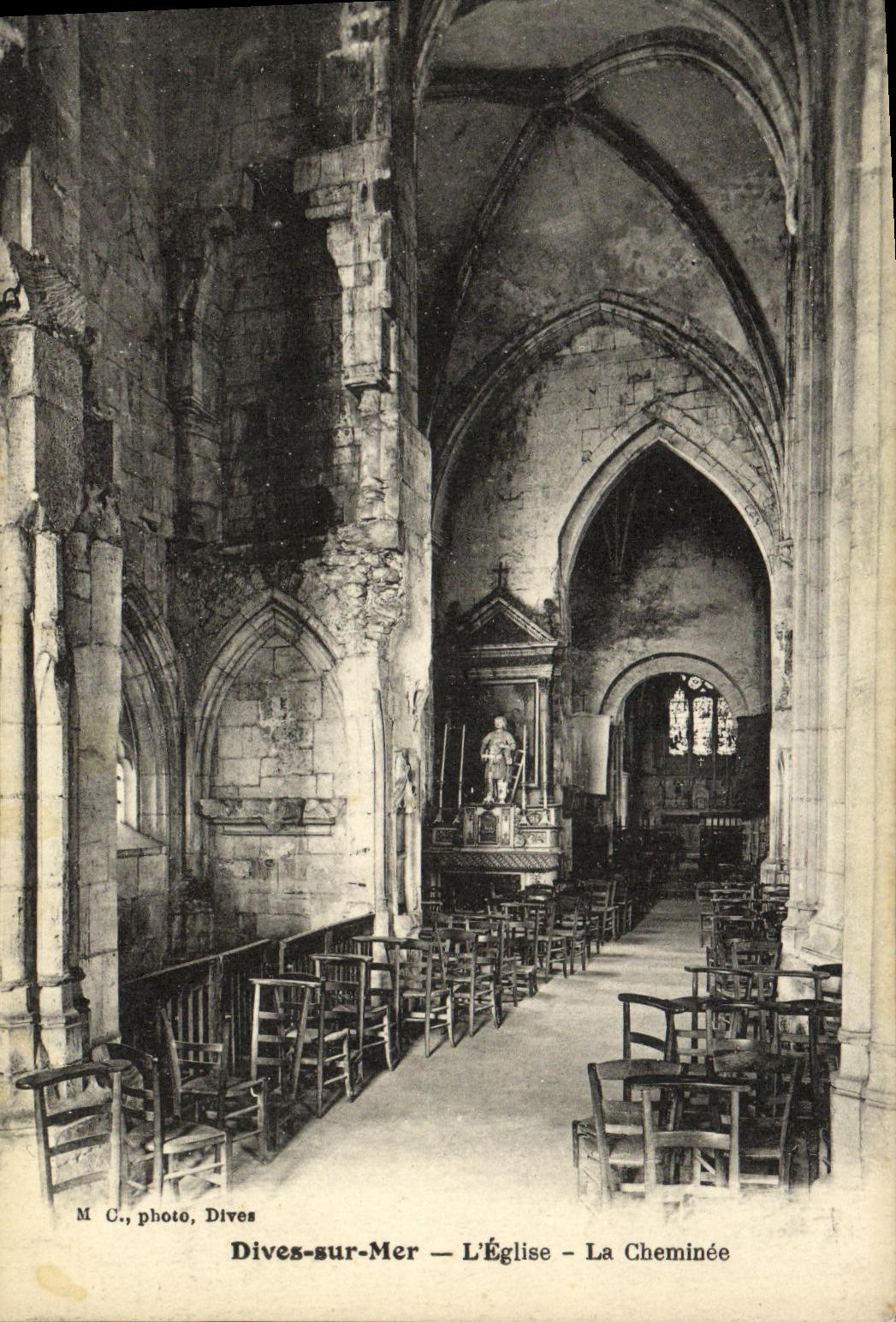 CPA Dives Sur Mer L Eglise La Cheminee