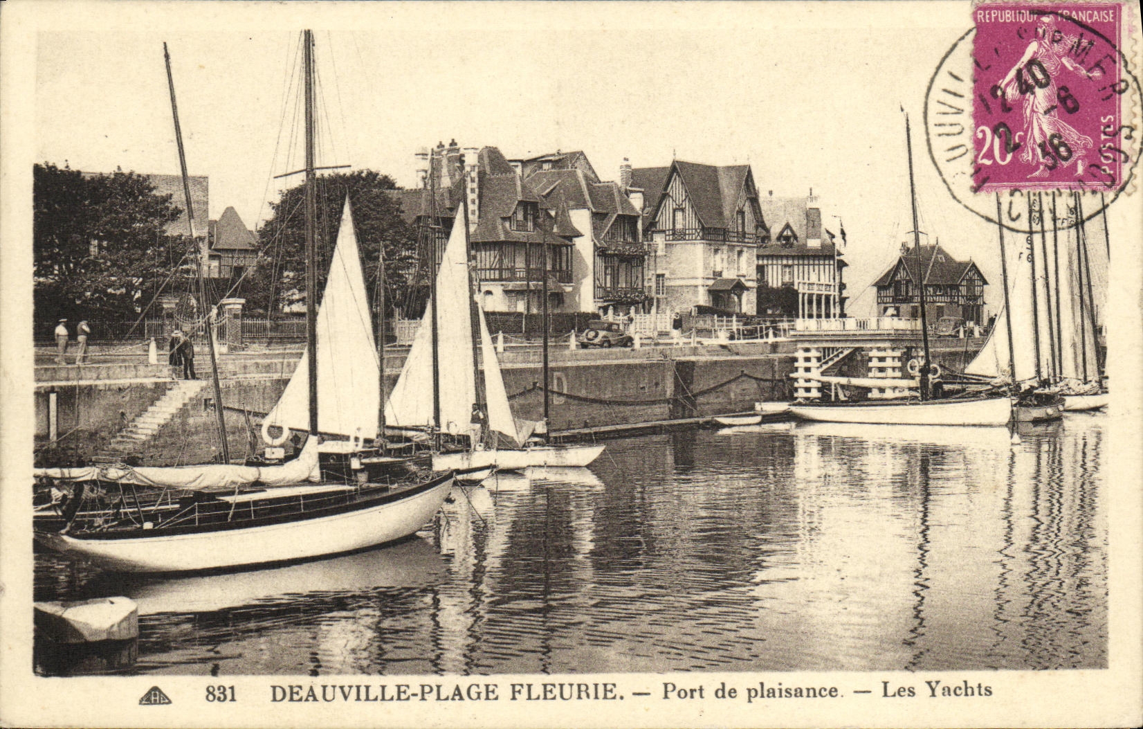 CPA Deauville Plage Fleurie Port de Plaisance Bateaux 