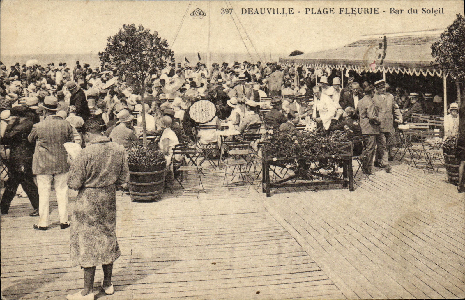 CPA Deauville Plage Fleurie Le Bar du Soleil