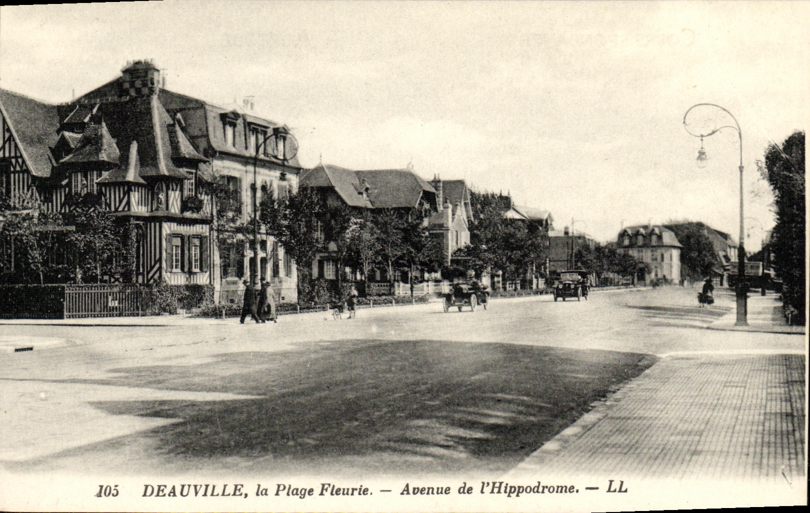 VINTAGE POSTCARD Deauville the Flowered Beach Which occurred of L Hippodrome