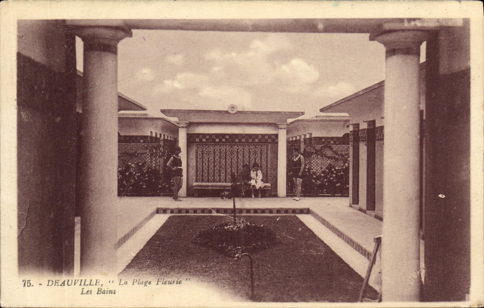VINTAGE POSTCARD Deauville Beach Flowered Les Bains