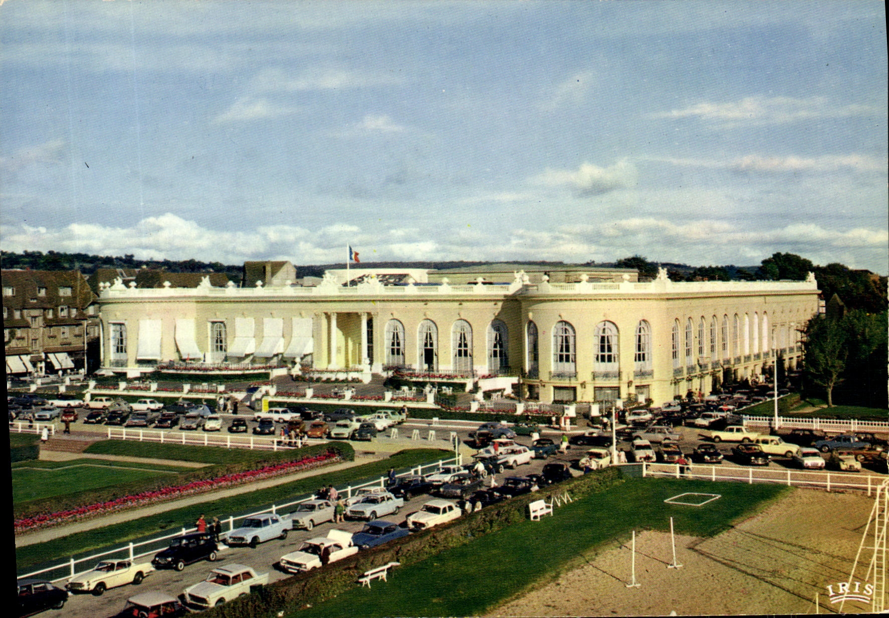 MODERN CARD Deauville Flowered Beach the Casino