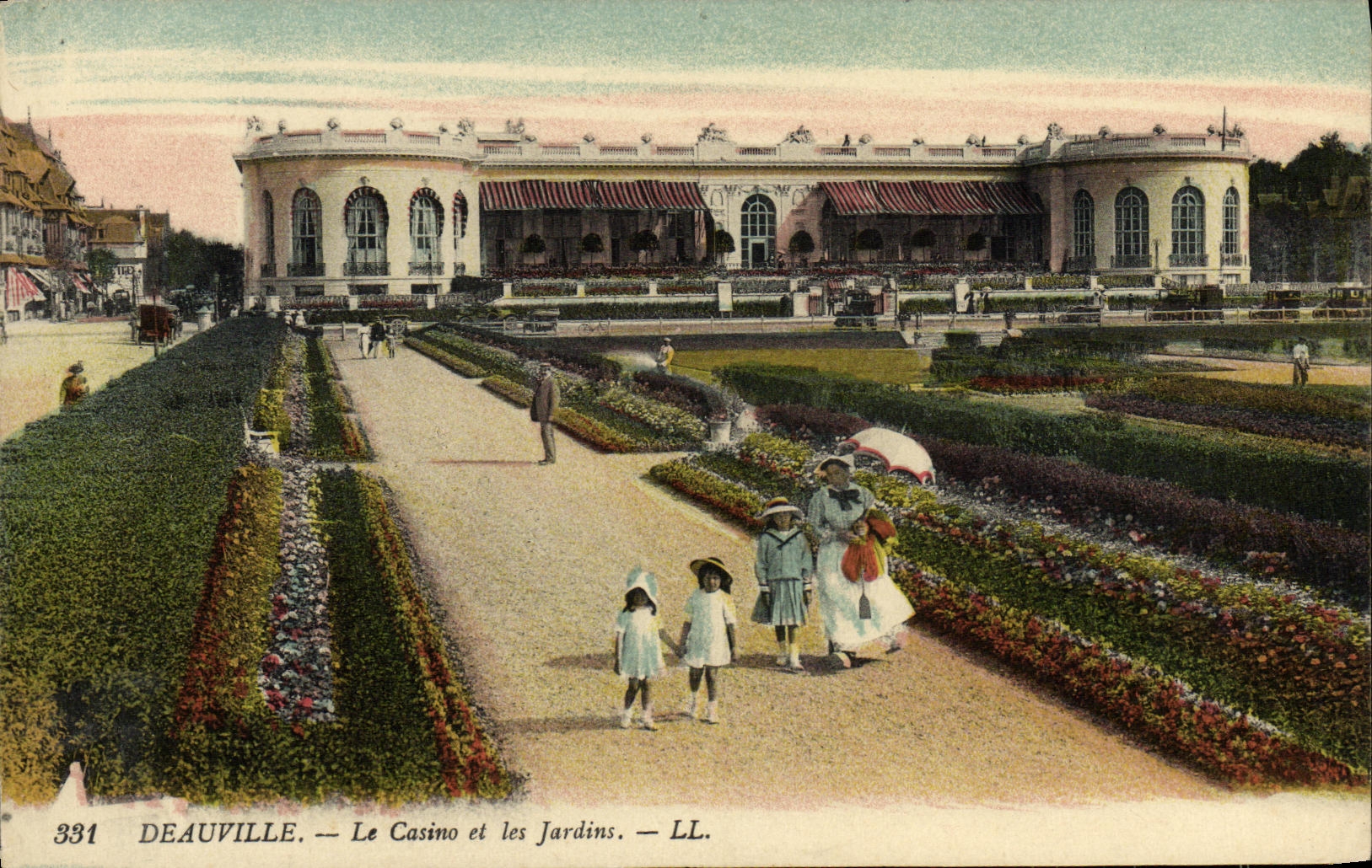 CPA Deauville Le Casino et les Jardins