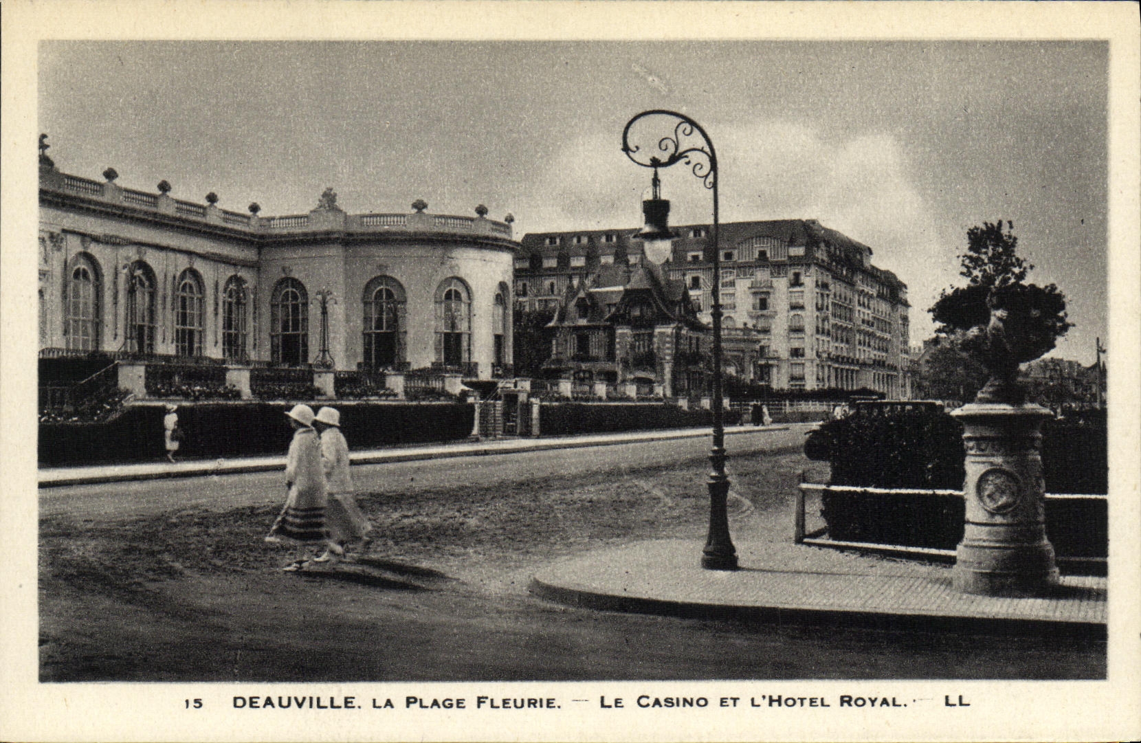 VINTAGE POSTCARD Deauville the Flowered Beach the Casino and L Royal hotel