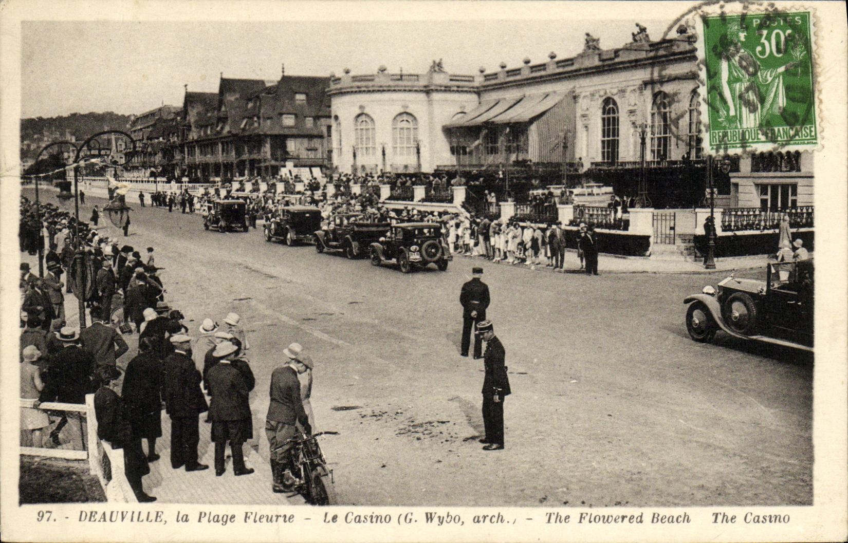 CPA Deauville La Plage Fleurie Le Casino