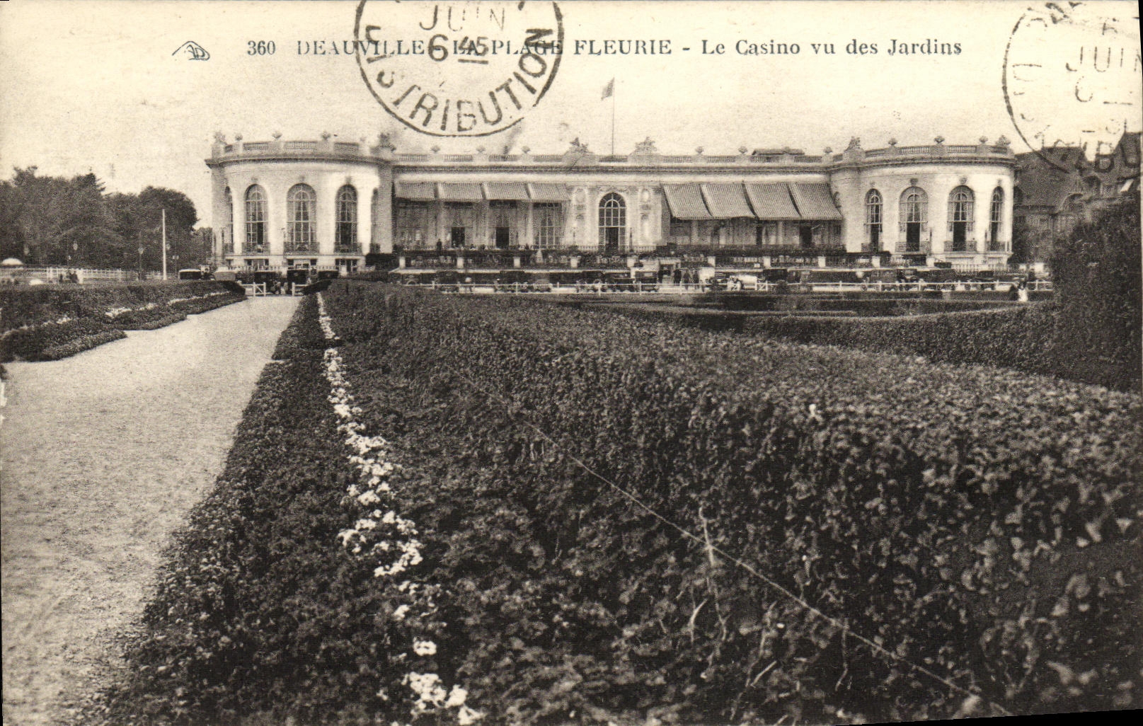 CPA Deauville La Plage Fleurie Le Casino vu des jardins