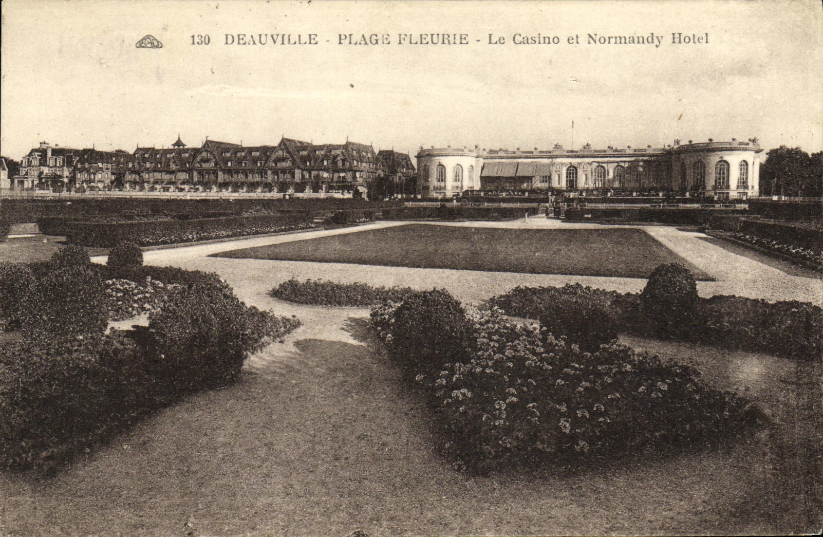 CPA Deauville La Plage Fleurie Le Casino et Normandy Hotel