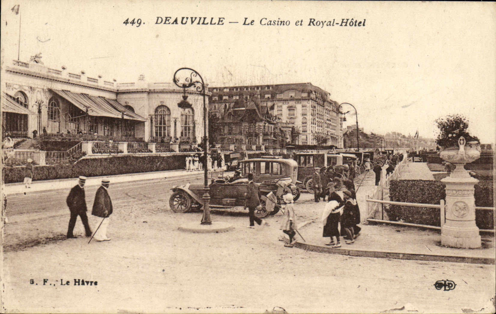 CPA Deauville Le Casino et Royal Hotel