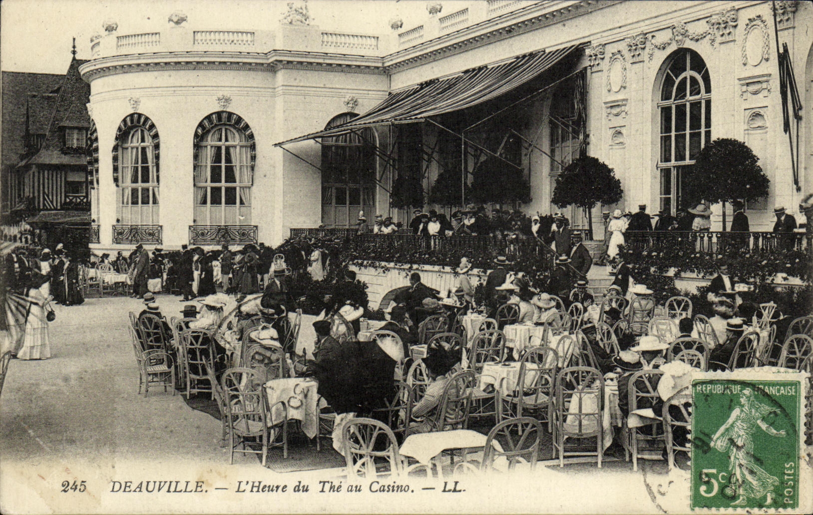 CPA Deauville L Heure du The au Casino
