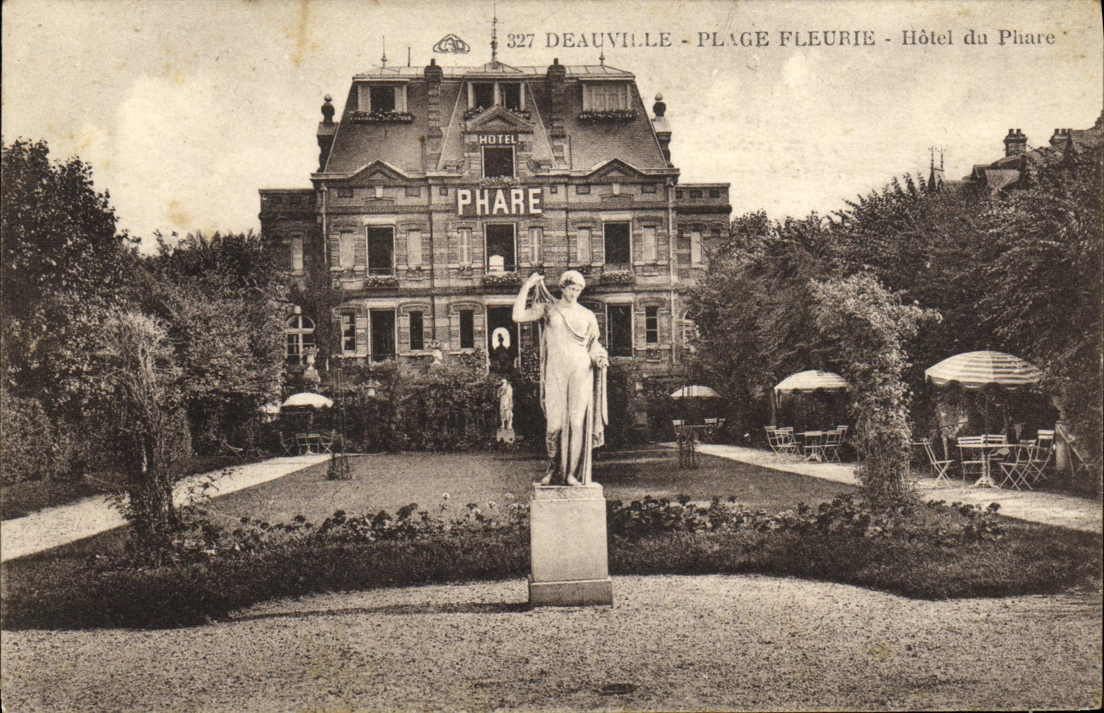 CPA Deauville La Plage Fleurie Hotel du Phare