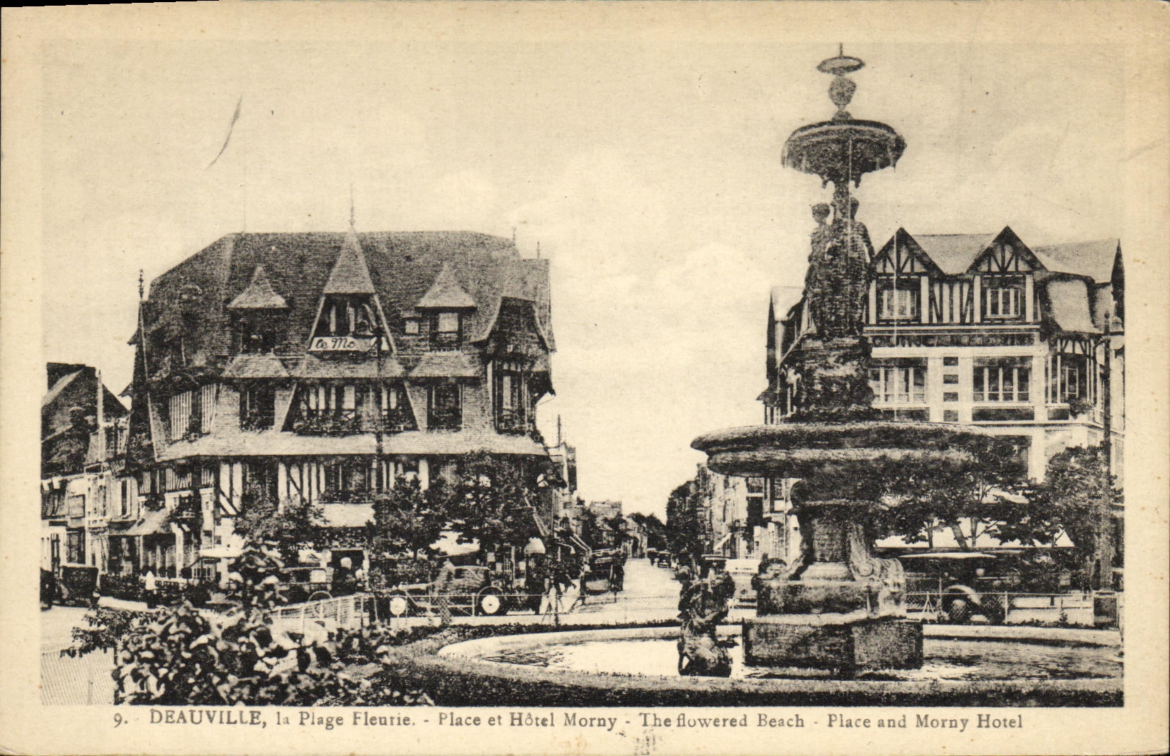 CPA Deauville La Plage Fleurie Place et Hotel Morny
