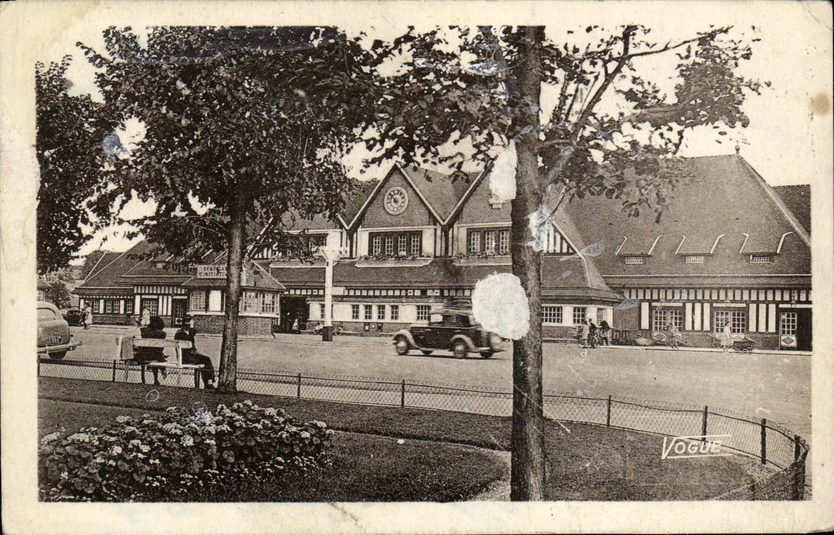 CPA Deauville la Plage Fleurie La Gare