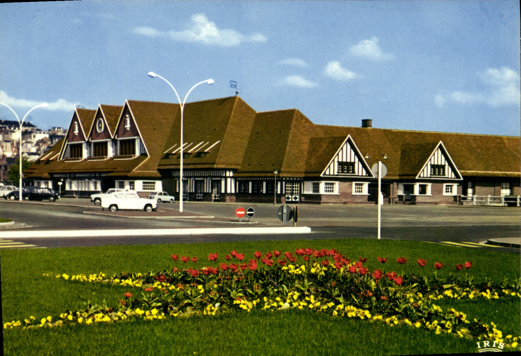 CPM Deauville Trouville La Gare 