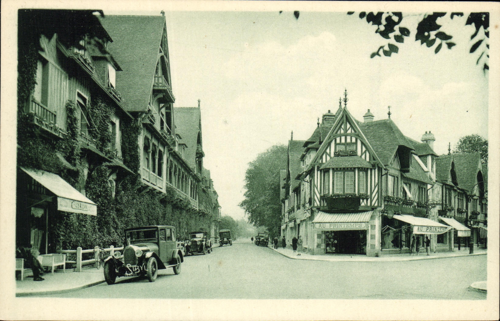 CPA Deauville Le Normandy et le Printemps
