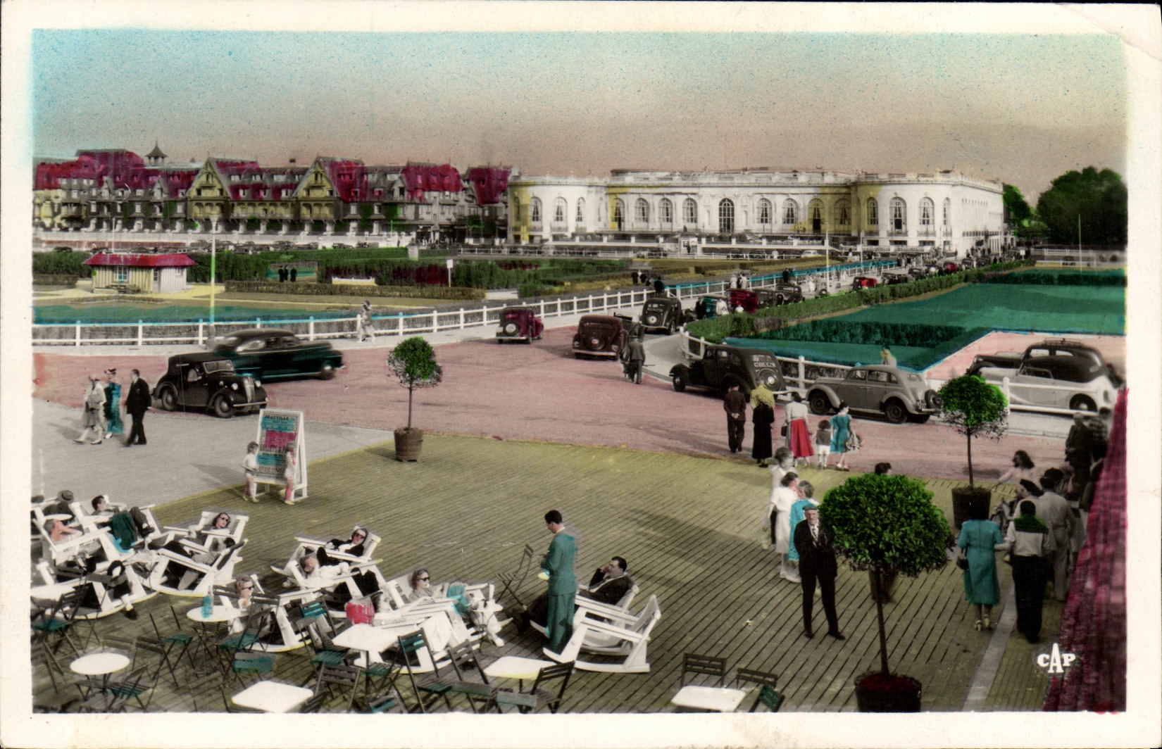 CPA Deauville Plage Fleuries Le Normandy L Hotel 