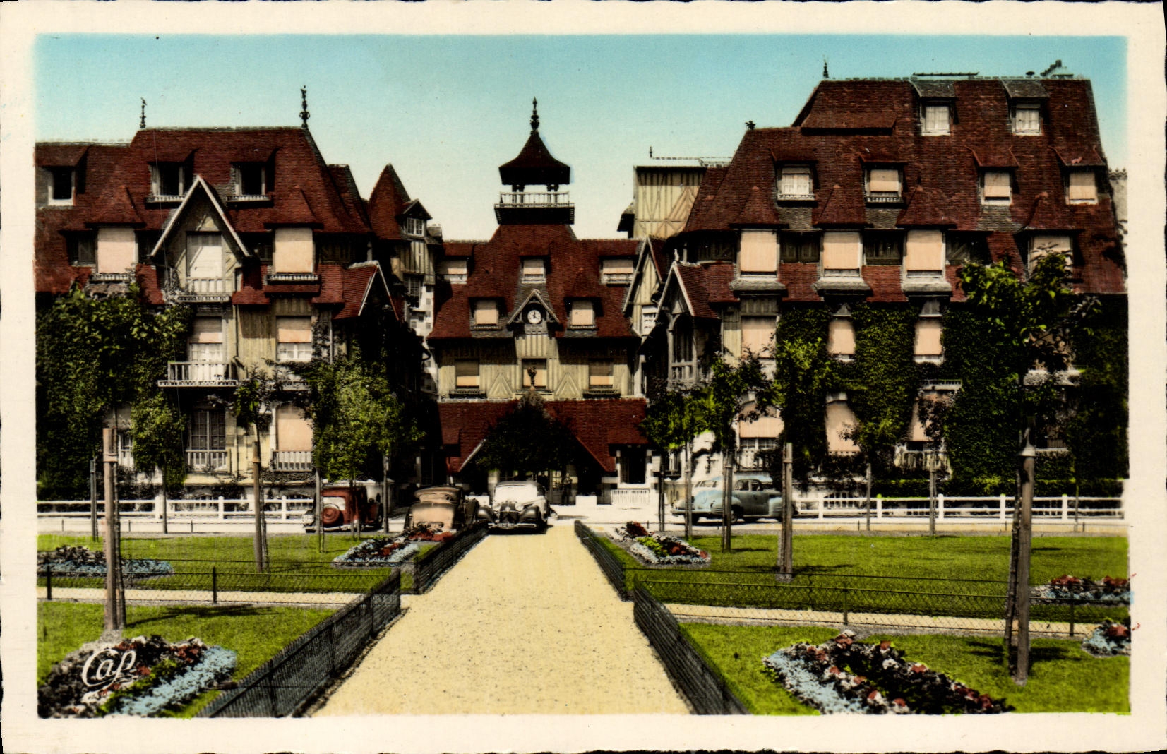 CPA Deauville Plage Fleuries Le Normandy L Hotel 