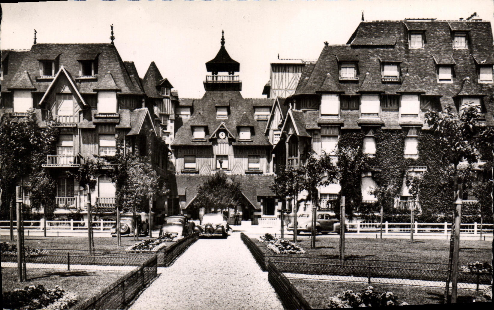CPA Deauville La Plage Fleurie Hotel Normandy