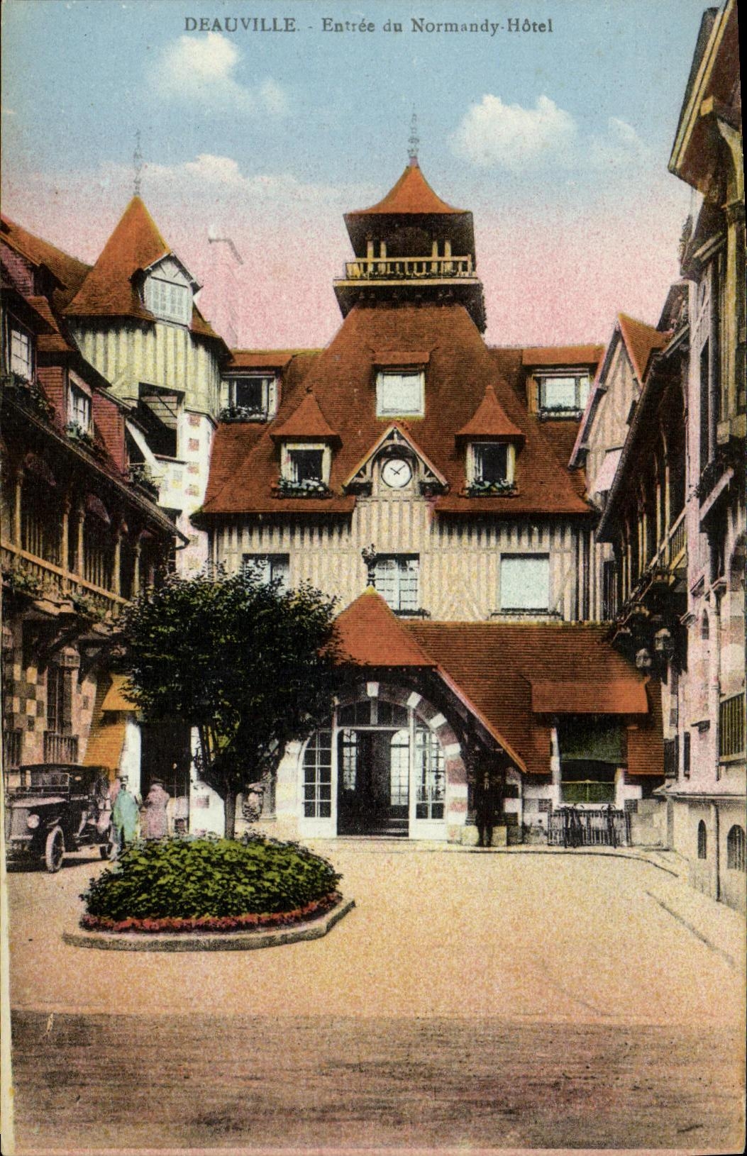 VINTAGE POSTCARD Entered Deauville of Normandy Hotel
