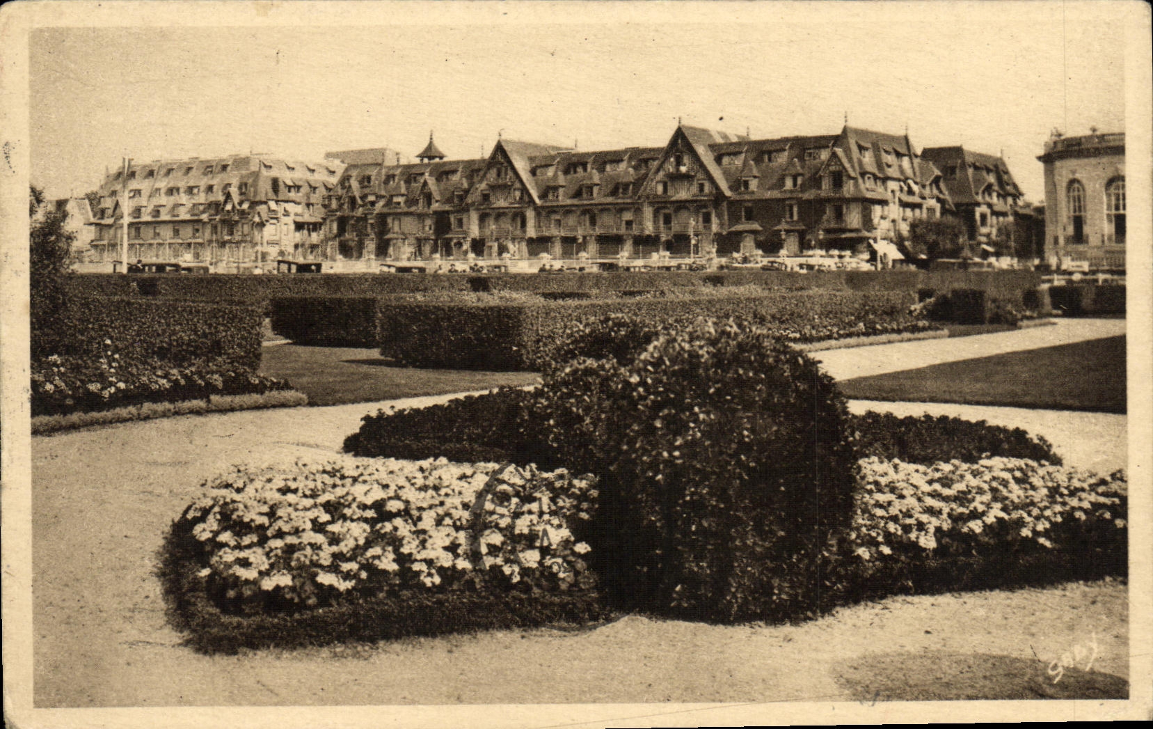 CPA Deauville La Plage Fleurie Le Normandy Hotel