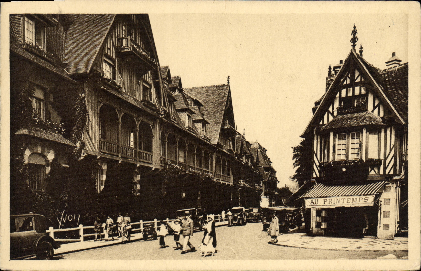 CPA Deauville La Plage Fleurie Le Normandy Hotel