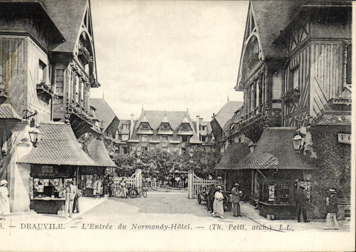VINTAGE POSTCARD Deauville L Entered of Normandy Hotel
