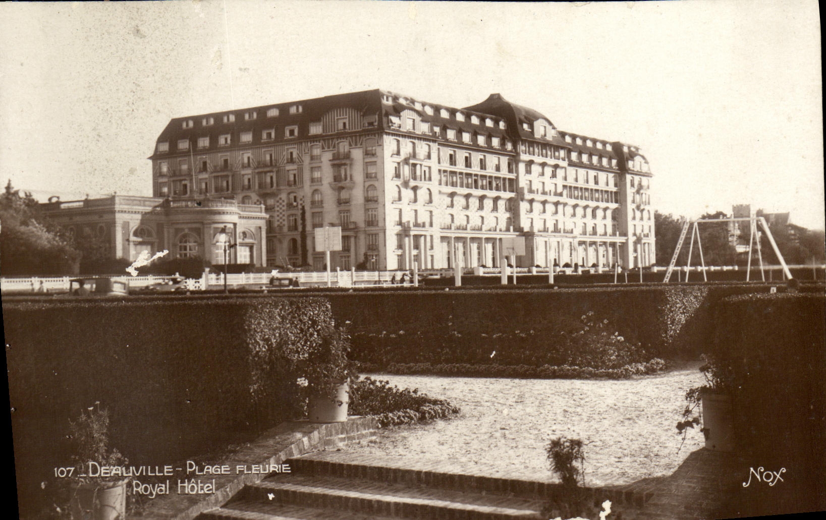 MODERN CARD Deauville Flowered Beach Royal Hotel