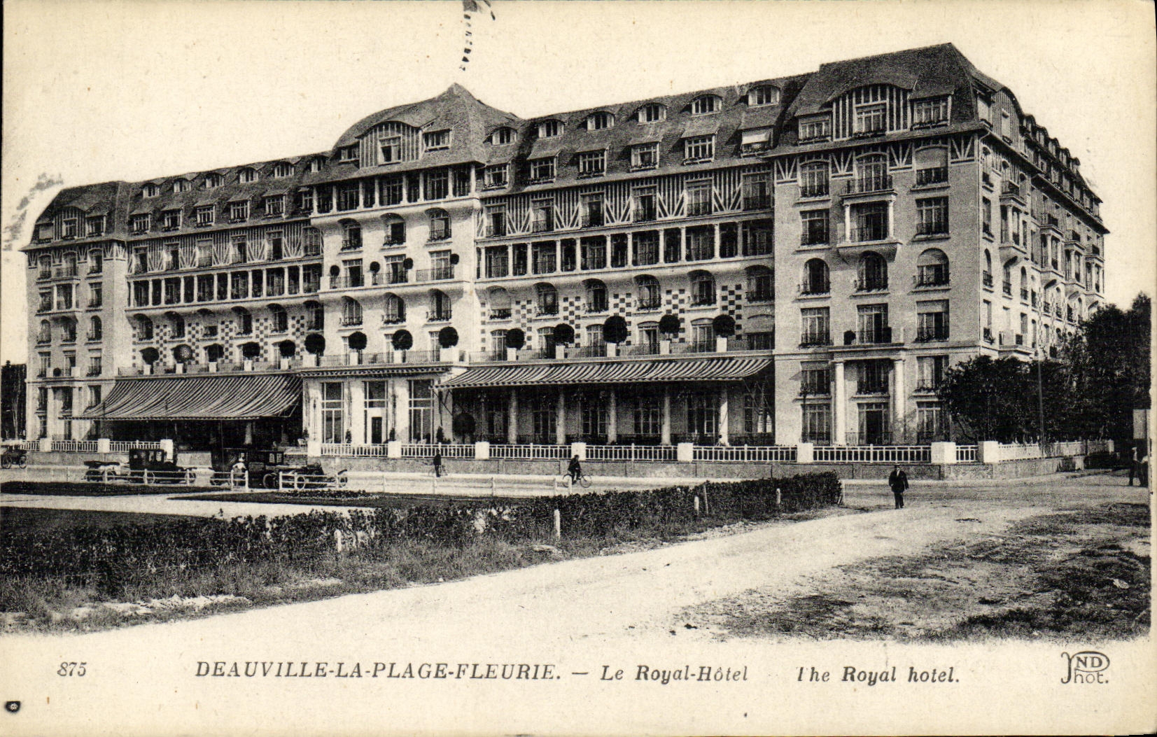 CPA Deauville la Plage Fleurie Le Royal Hotel 
