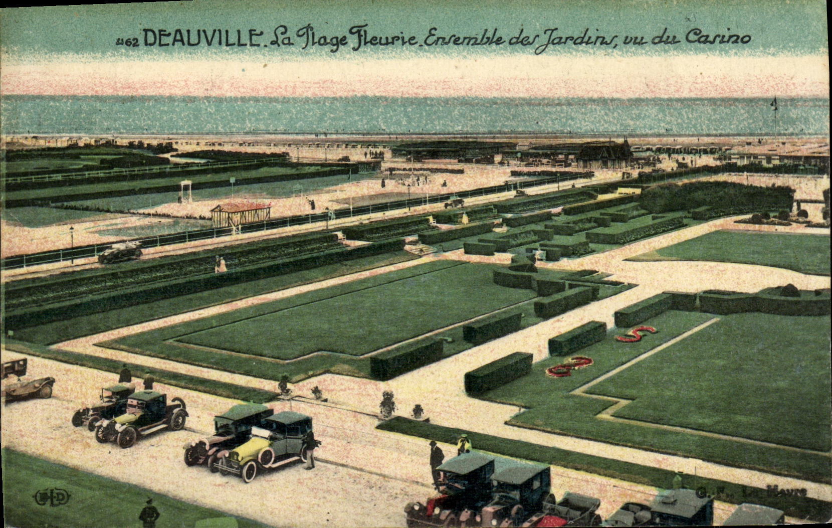 CPA Deauville La Plag Fleurie Ensemble des Jardins vu du Casino