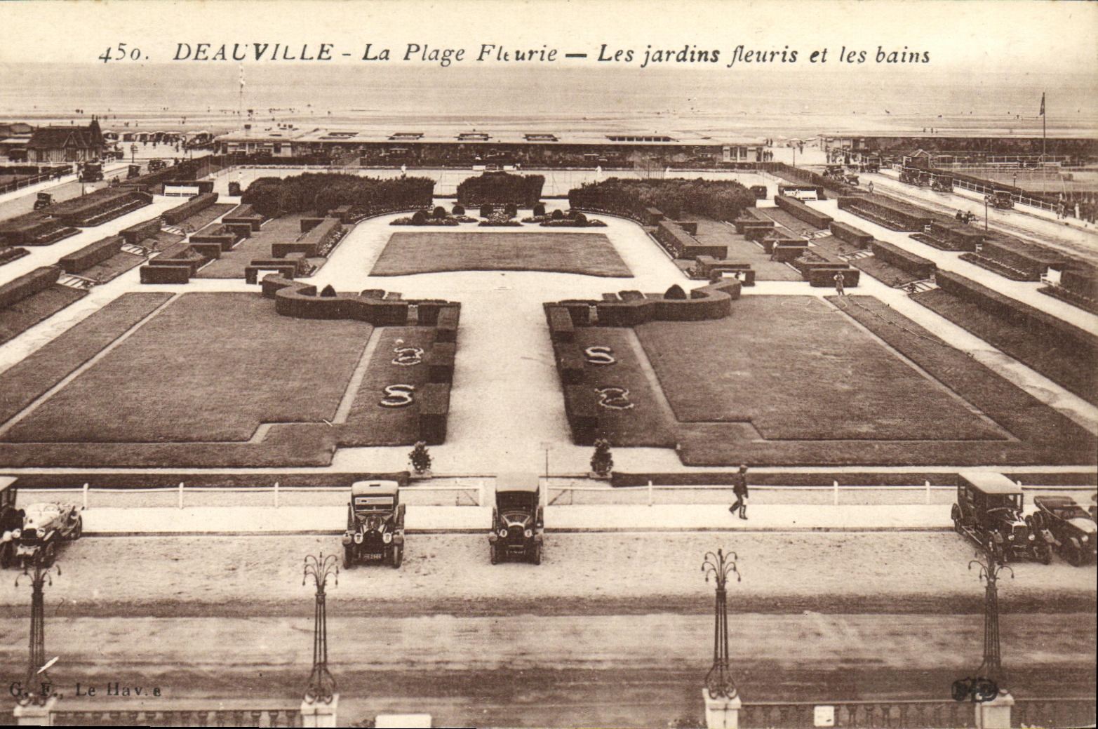 La POSTAL Deauville de la VENDIMIA la playa florecida florecio jardines y banos