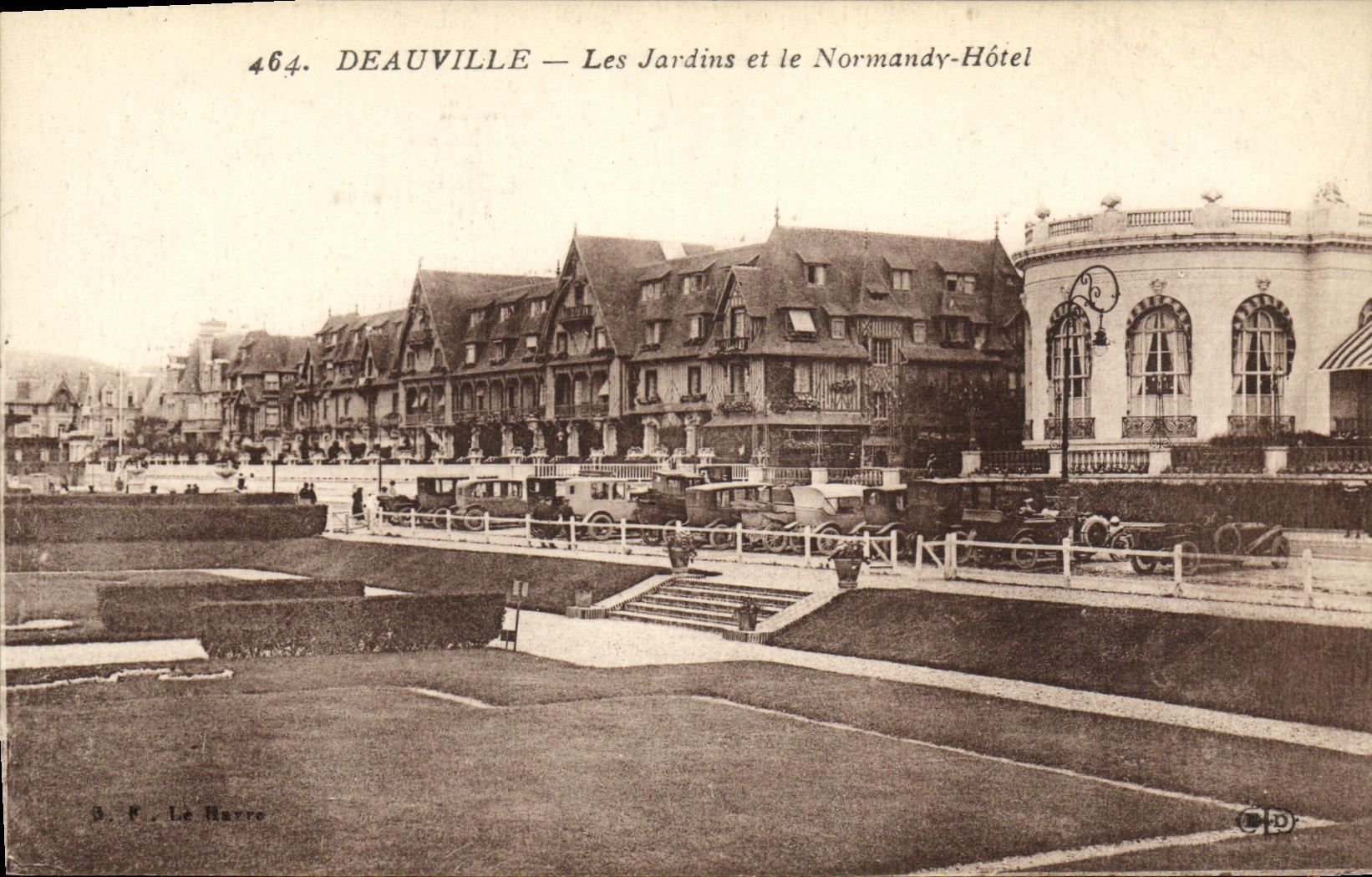 CPA Deauville Les Jardins et le Normandy Hotel