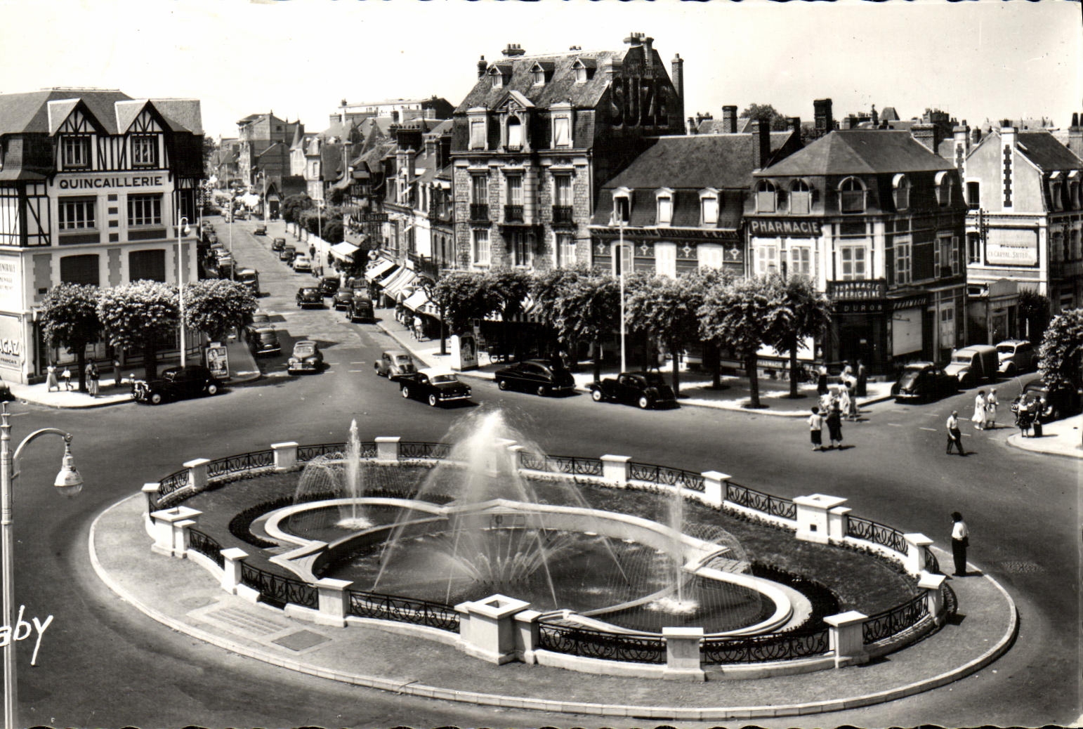 POSTAL Deauville de la VENDIMIA el lugar florecido de Morny de la playa