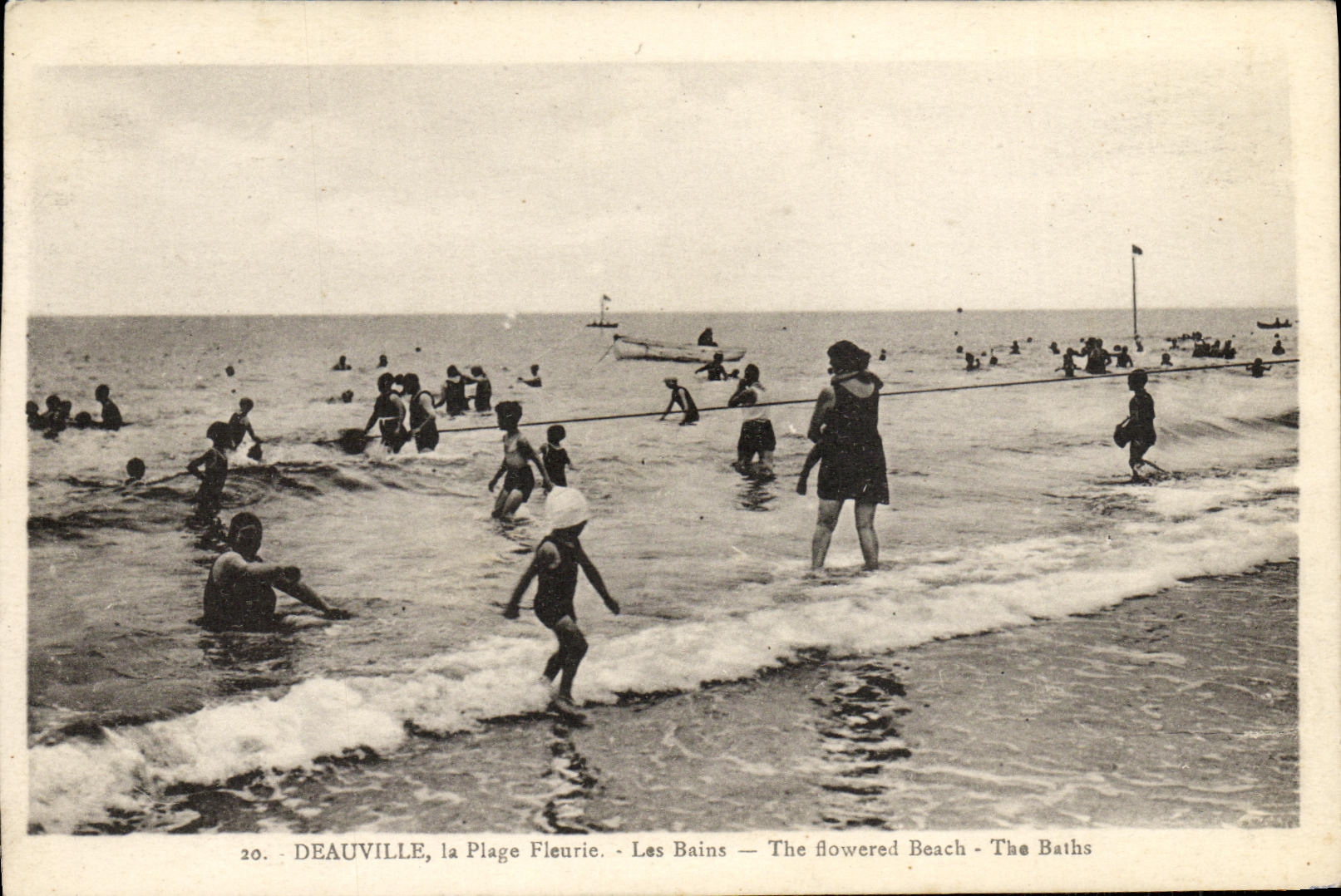 CPA Deauville La Plage Fleurie Les Bains