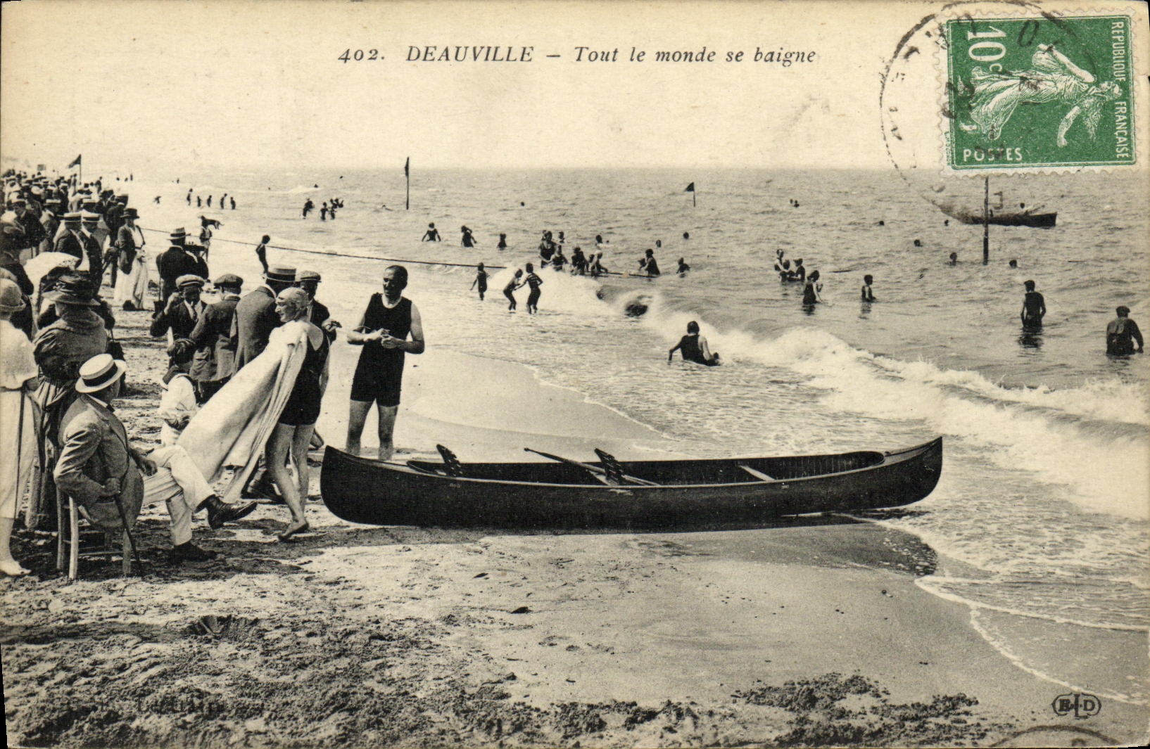 CPA Deauville Tout le monde se baigne Canoe