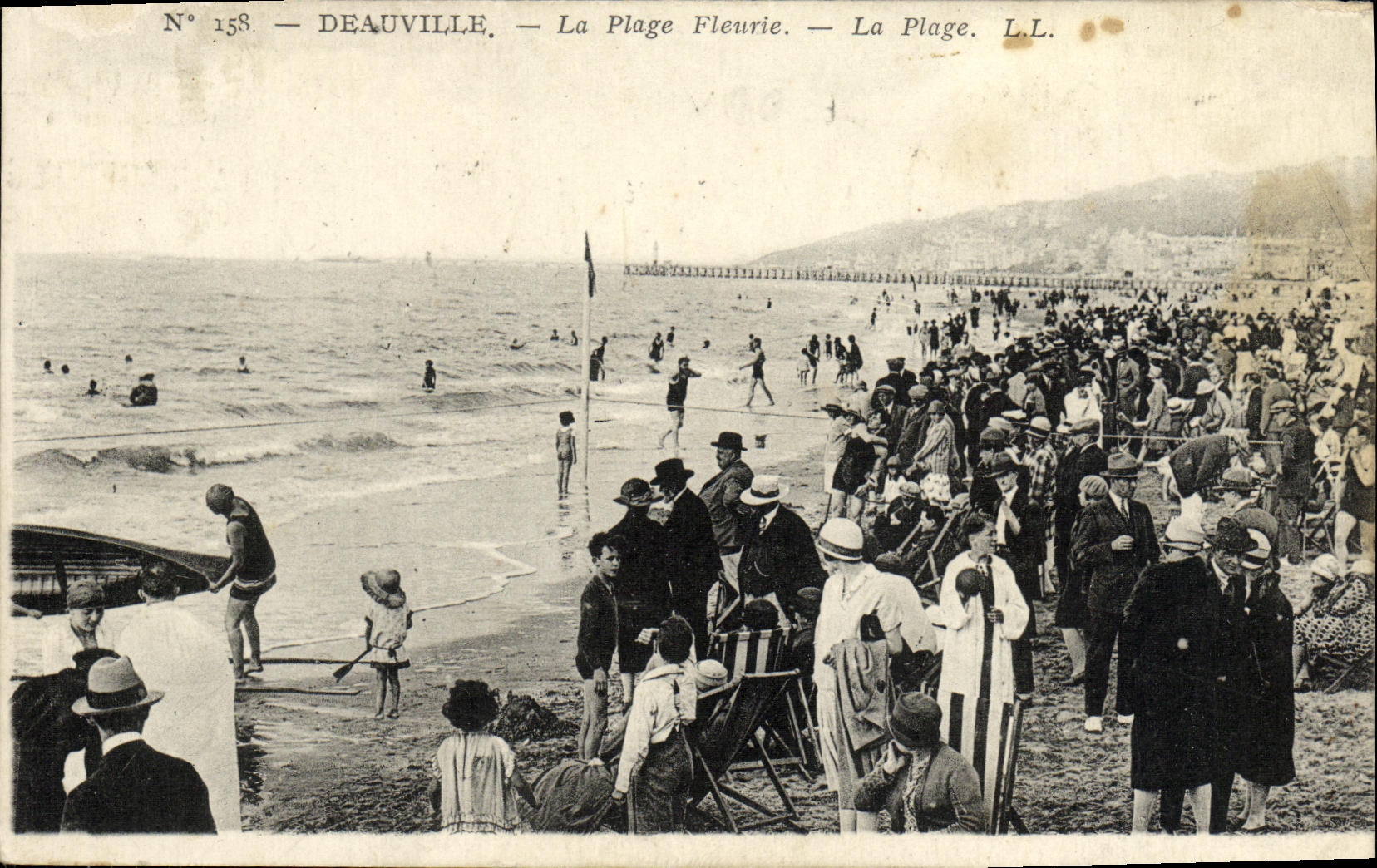 CPA Deauville La Plage Fleurie La Plage