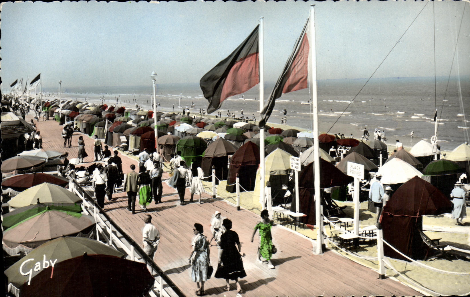 CPA Deauville La Plage Fleurie La Promenade des Planches