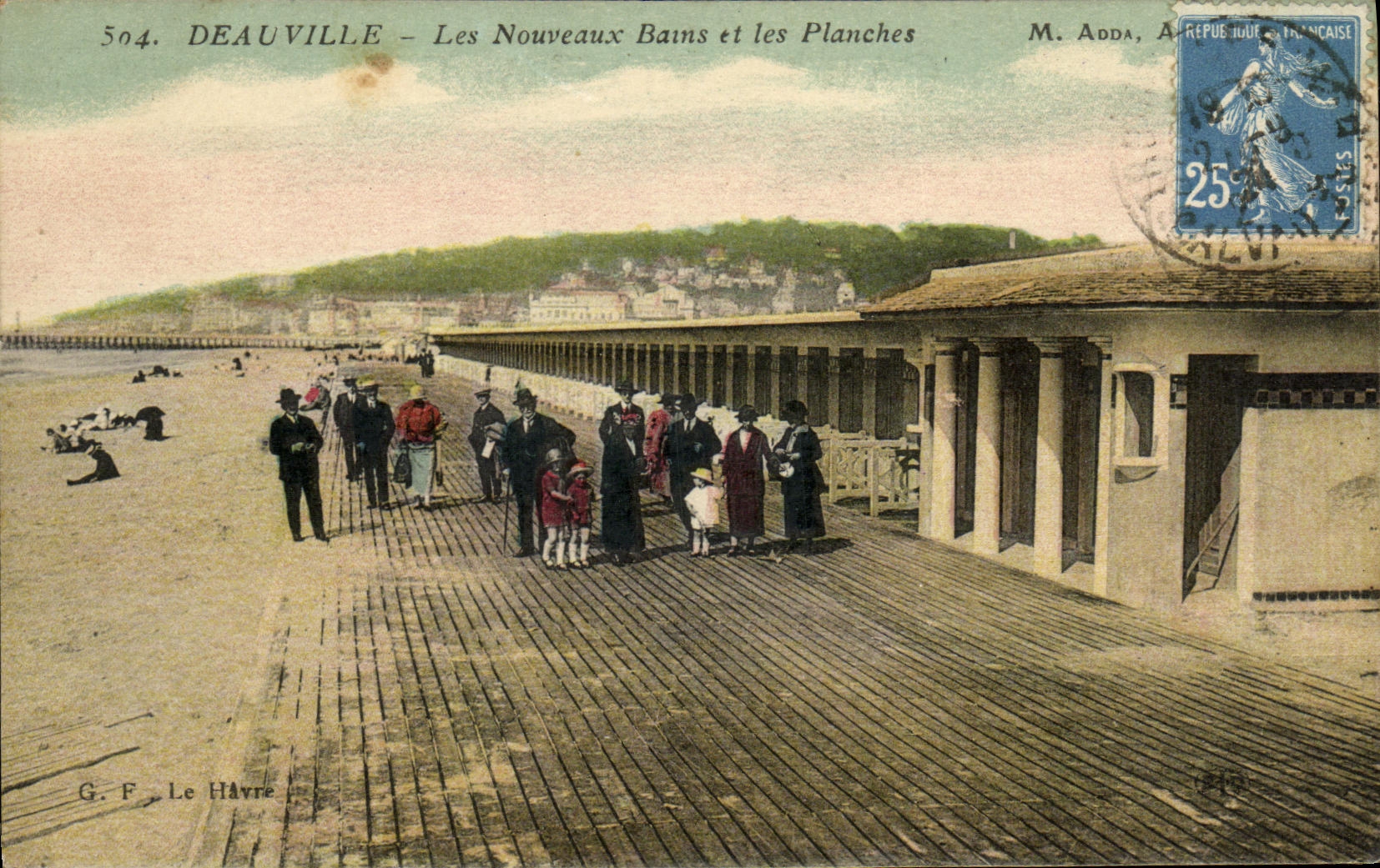 CPA Deauville Les Nouveaux Bains et les Planches