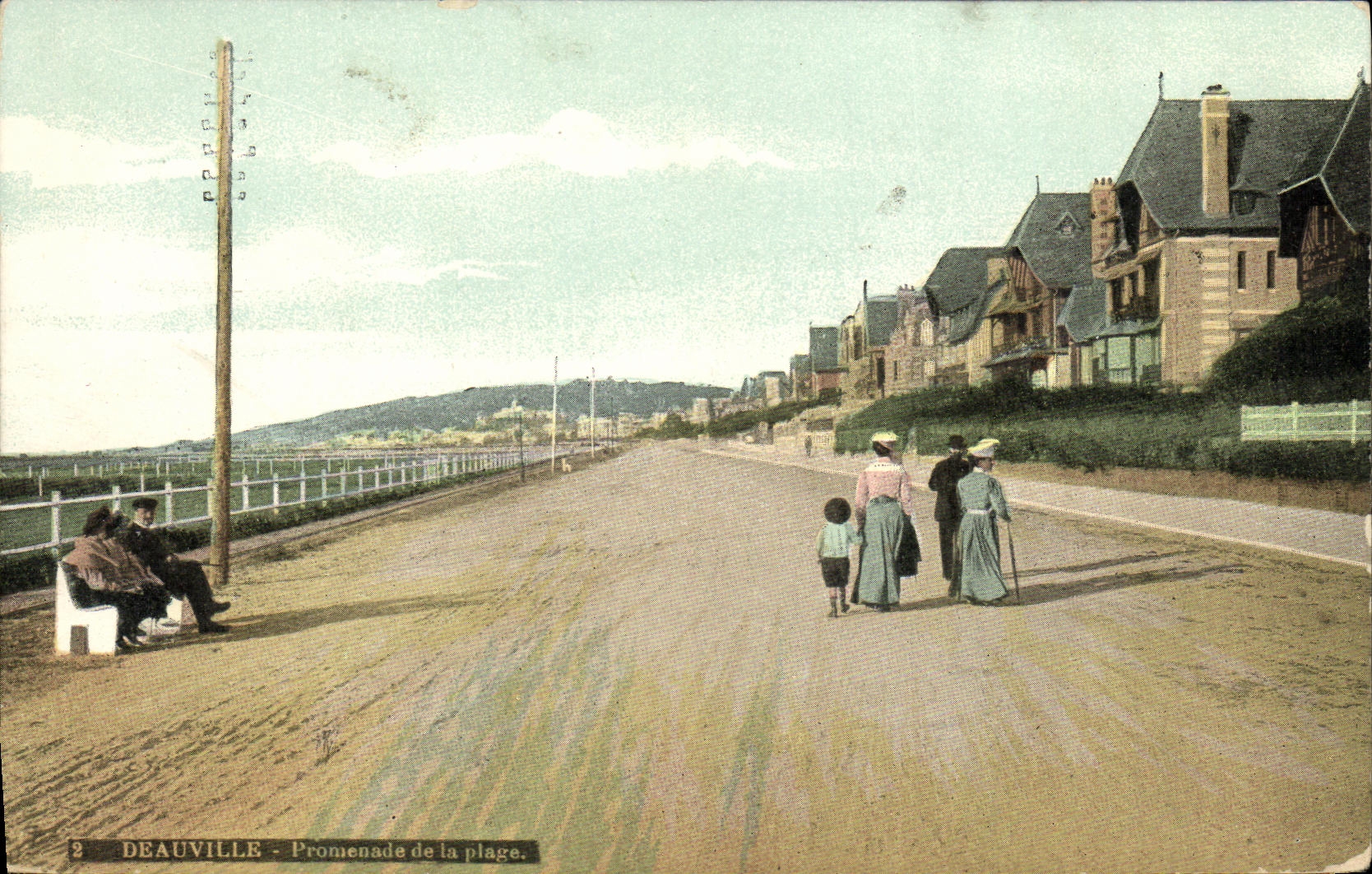 Caminata de Deauville de la POSTAL de la VENDIMIA de la playa