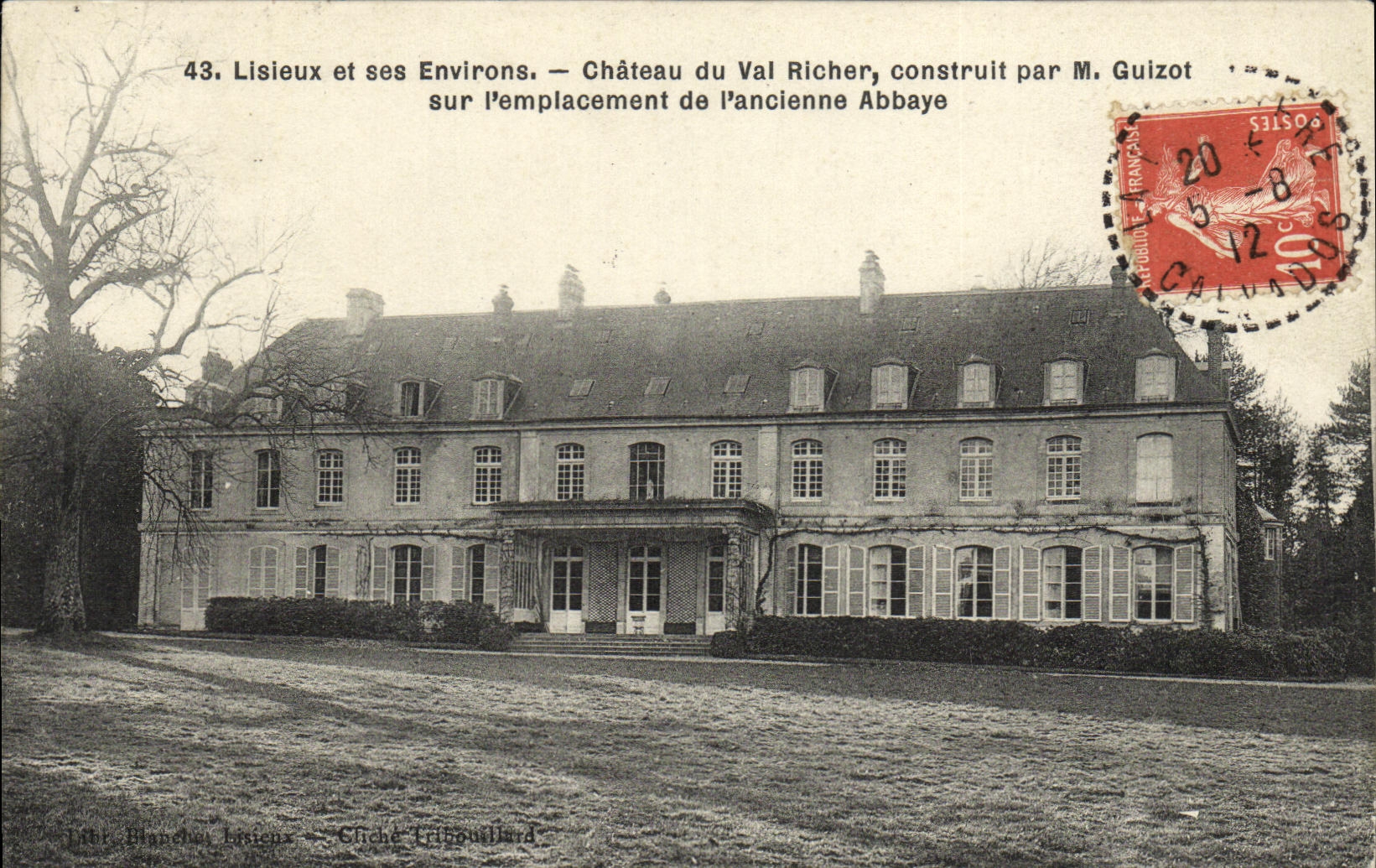 CPA Lisieux et ses Environs Chateau du Val Richer