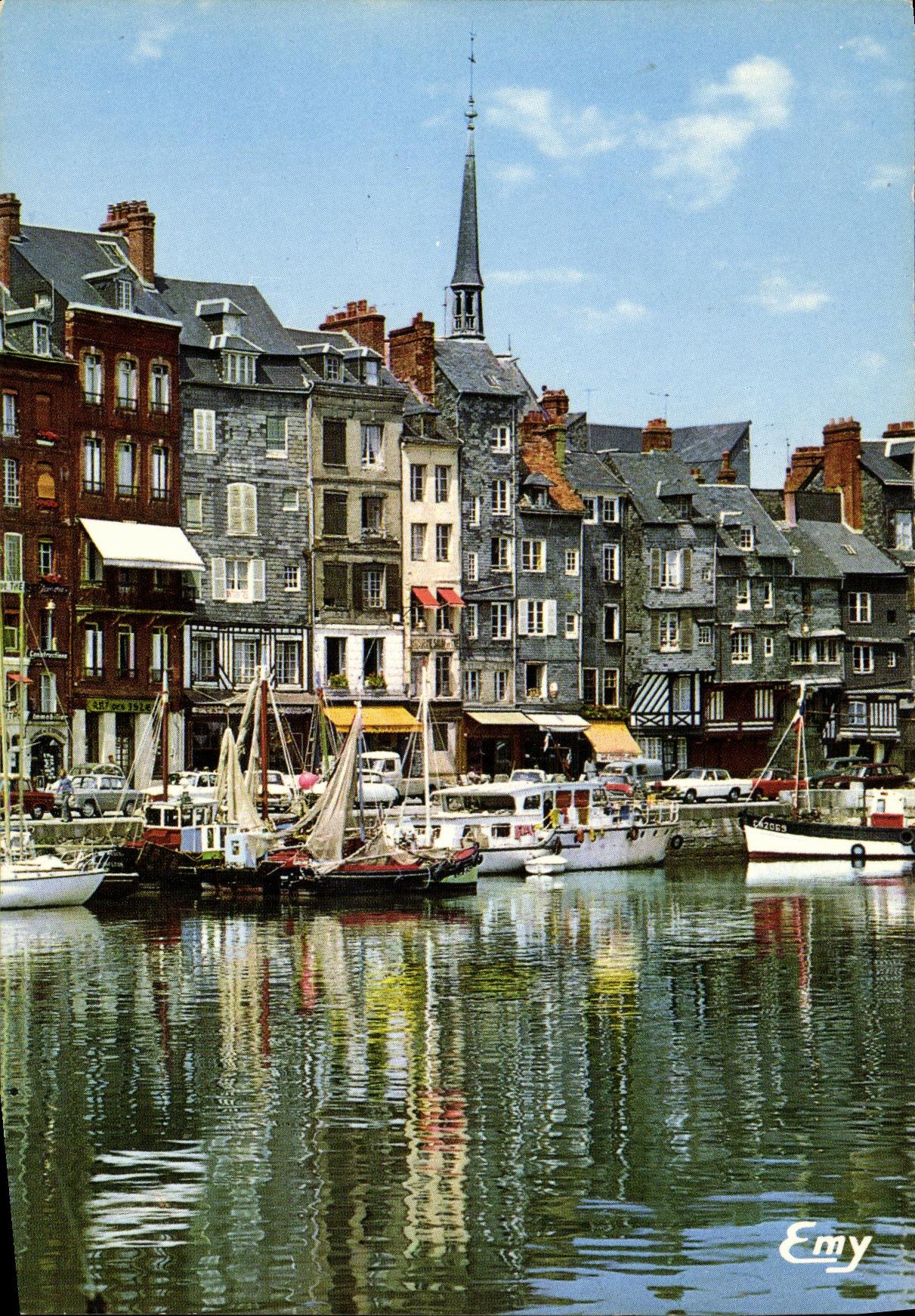 MODERN CARD Honfleur the Old Basin the quay Sainte picturesque Catherine and her Frontages