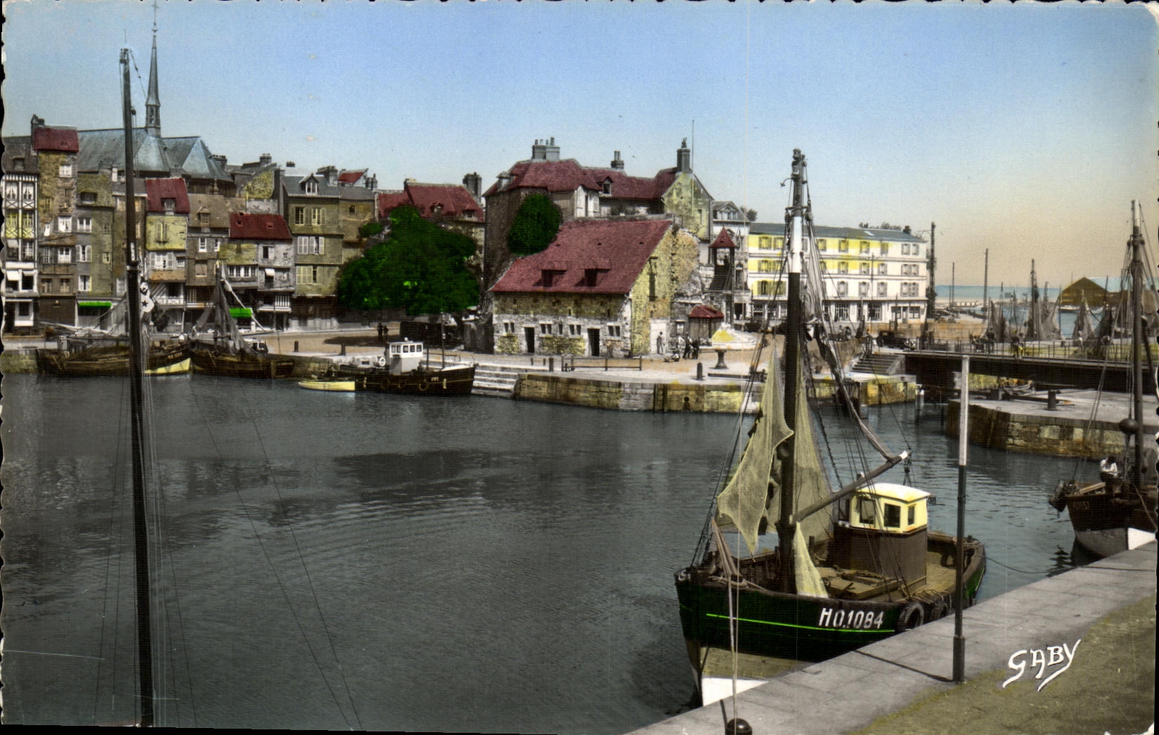 MODERN CARD Honfleur the Old Basin and Lieutenancy Boats