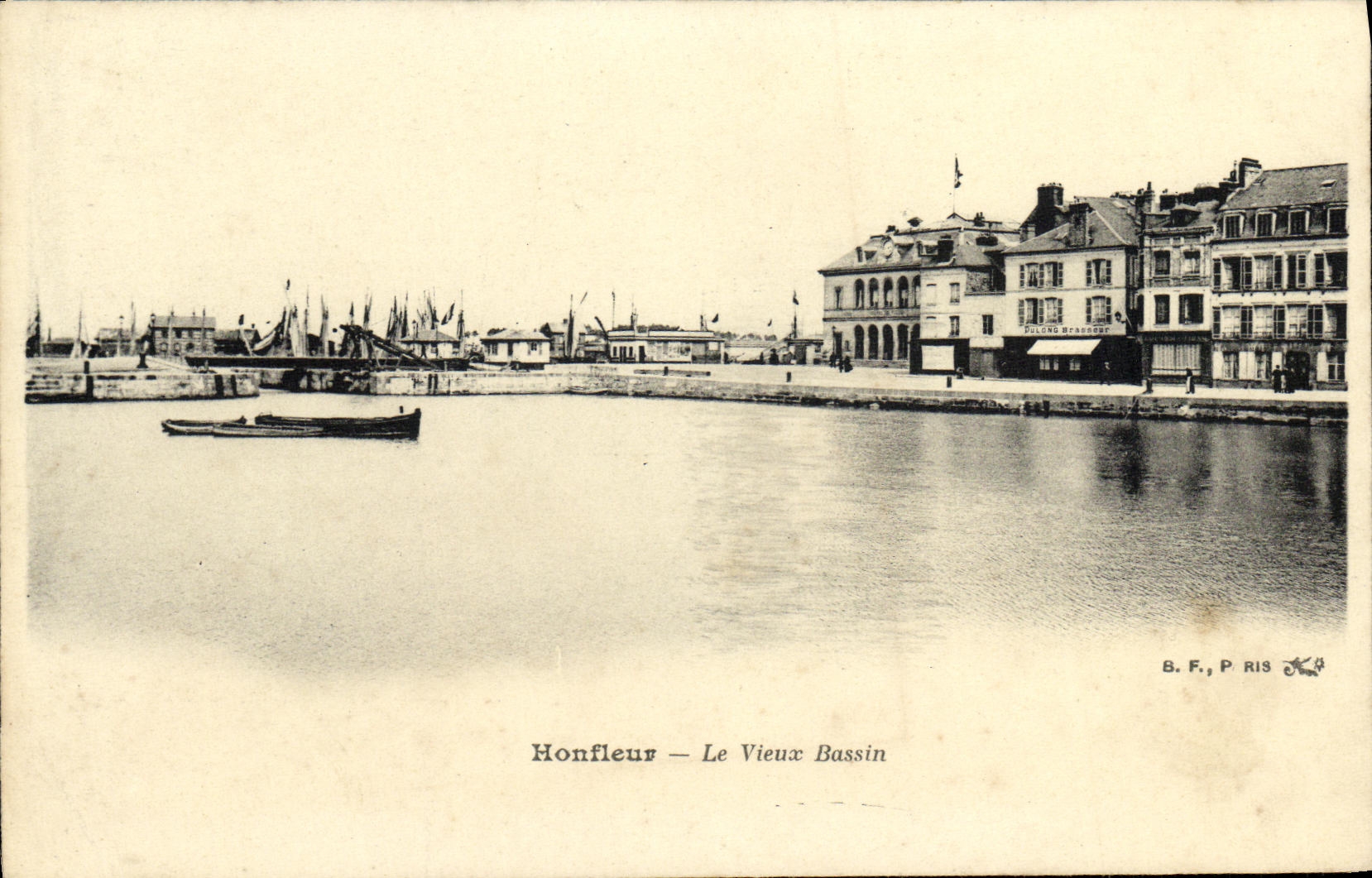 VINTAGE POSTCARD Honfleur the Old Basin