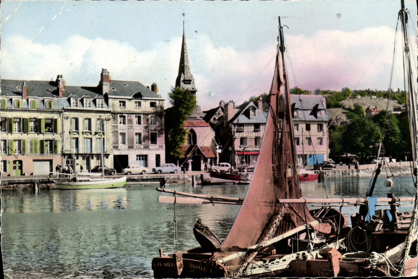 VINTAGE POSTCARD Honfleur Fishing Vessels At the bottom the quay St Etienne Boats
