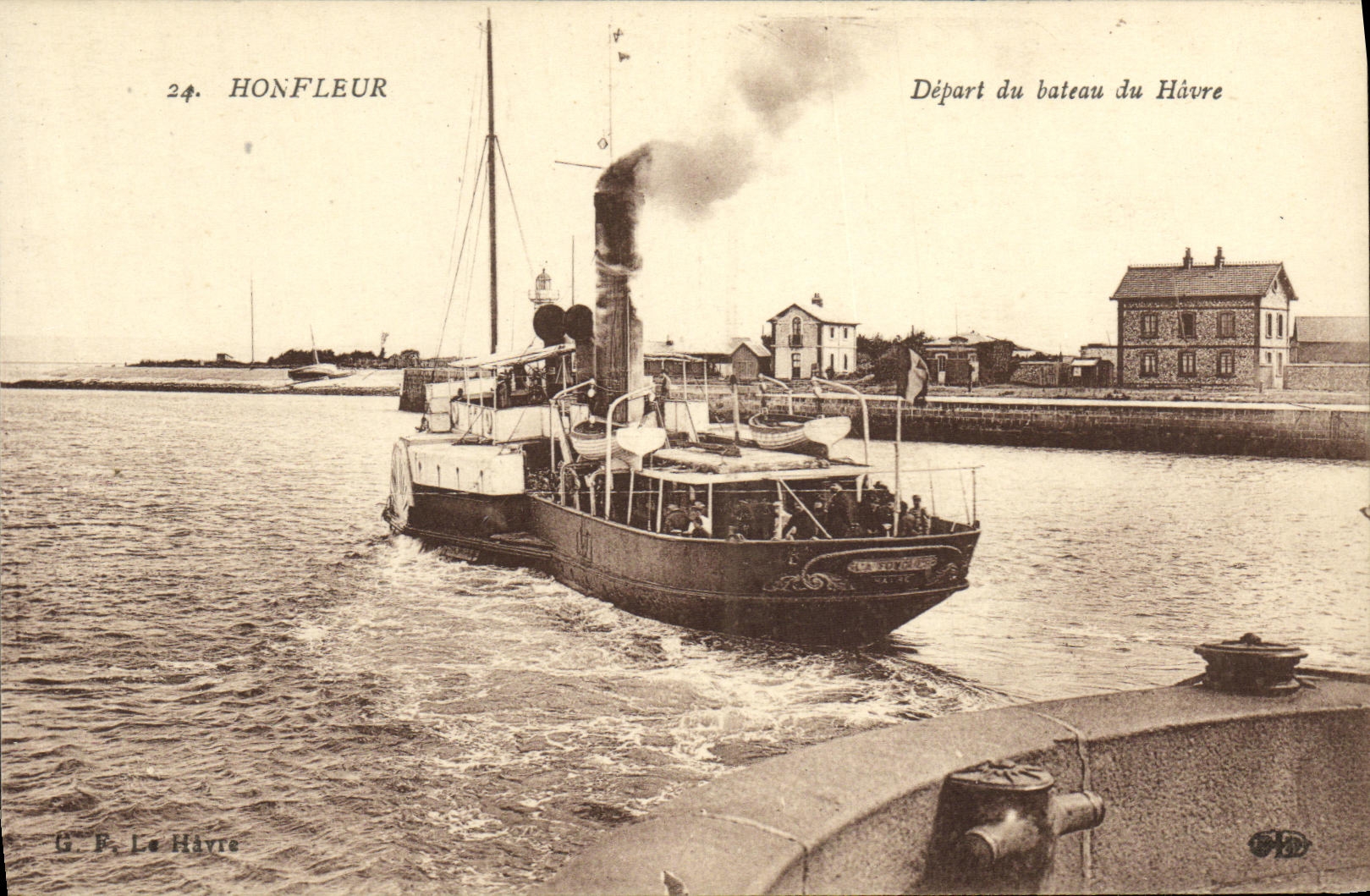 VINTAGE POSTCARD Honfleur Departure of the Boat of Le Havre