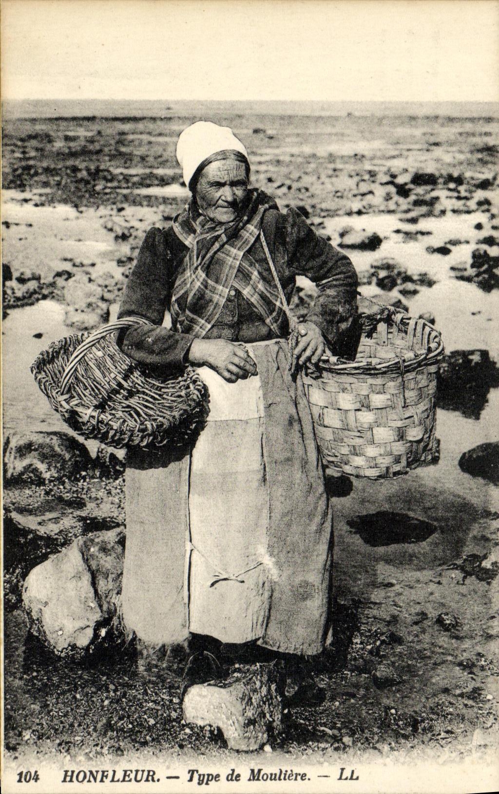 Tipo de Honfleur de la POSTAL de la VENDIMIA de pescados SUPERIORES de Mouliere