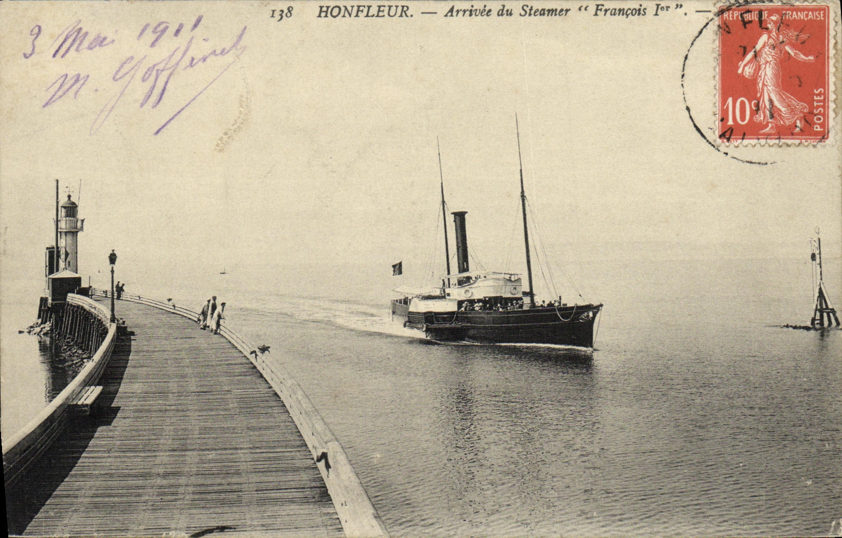 VINTAGE POSTCARD Honfleur Arrived of Steamer Francois I er