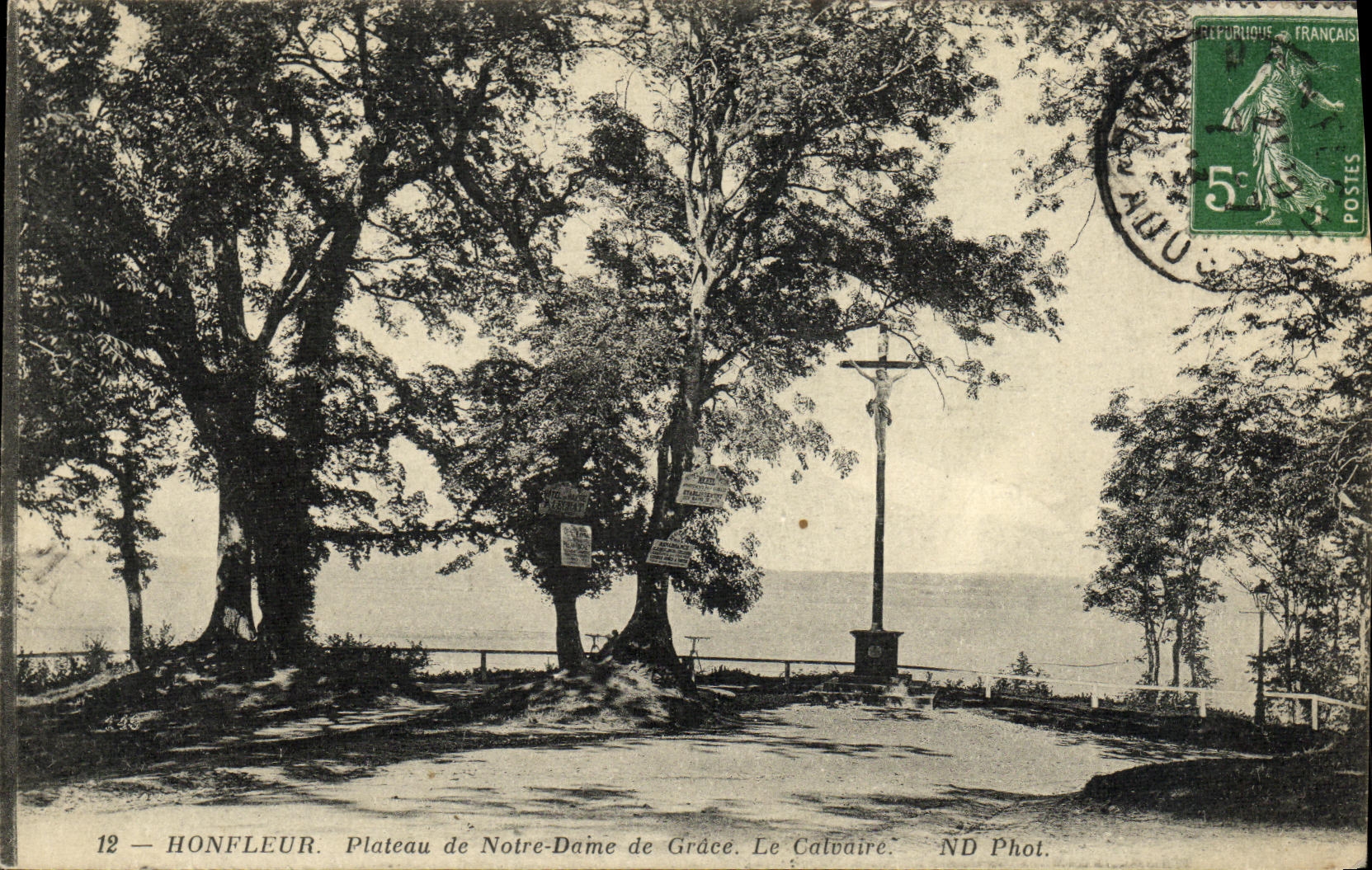 Placa de Honfleur de la POSTAL de la VENDIMIA de Notre Dame de Grace el martirio
