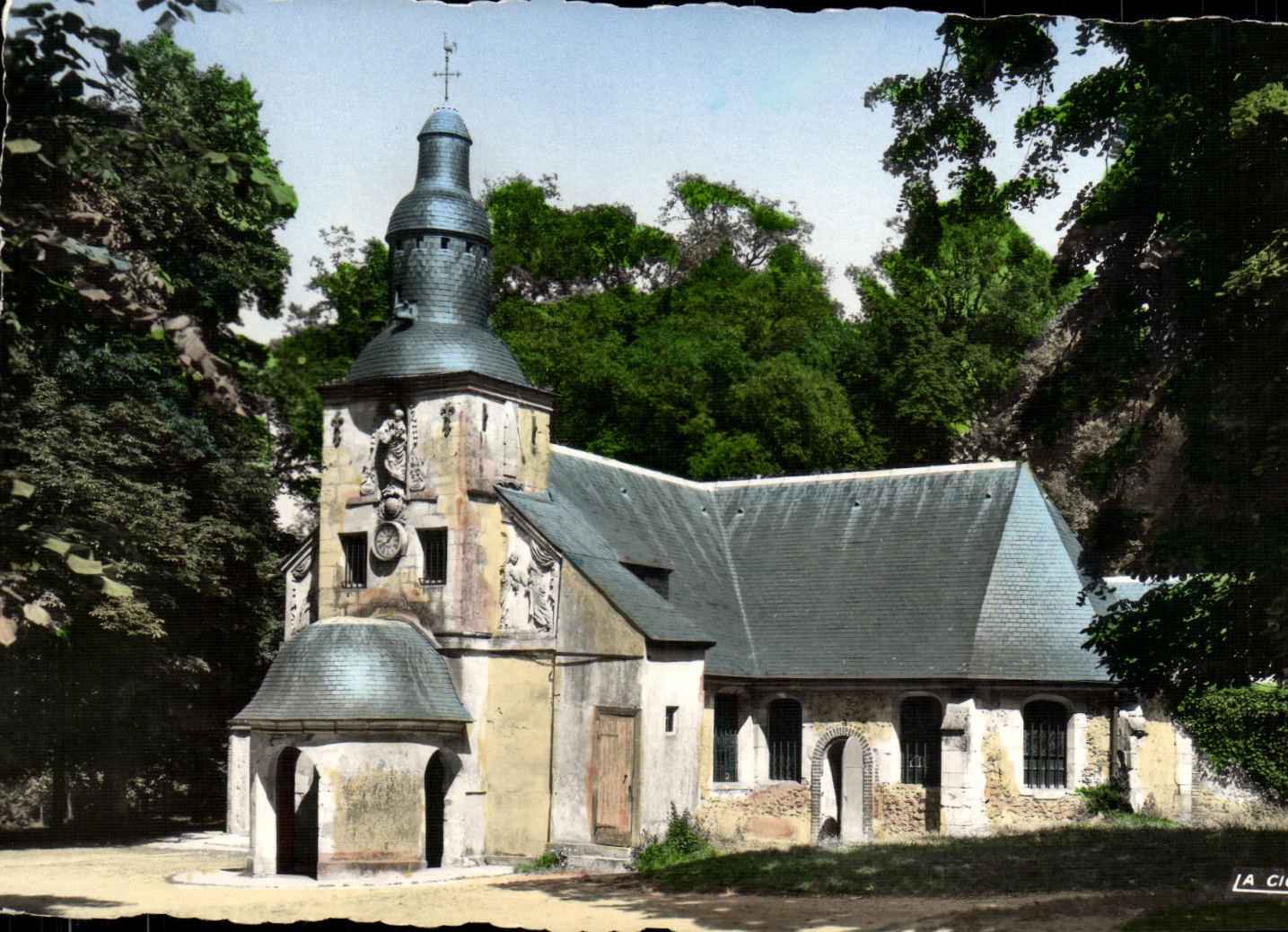 Camara acorazada Notre Dame de Grace de Honfleur de la POSTAL de la VENDIMIA
