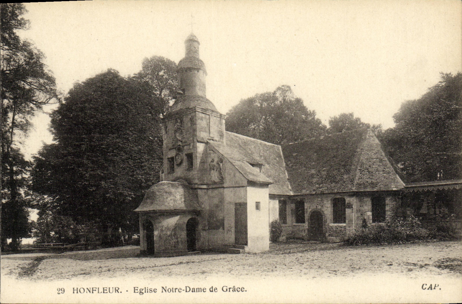 CPA Honfleur La Chapelle Notre Dame de Grace